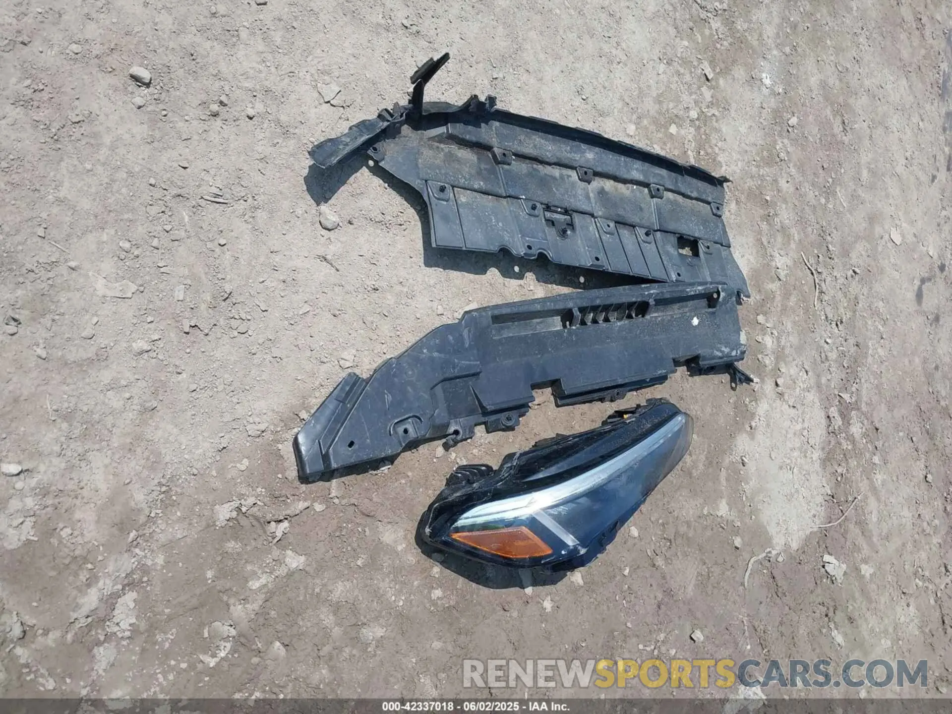 12 Photograph of a damaged car 2HGFE2F55SH579075 HONDA CIVIC 2025