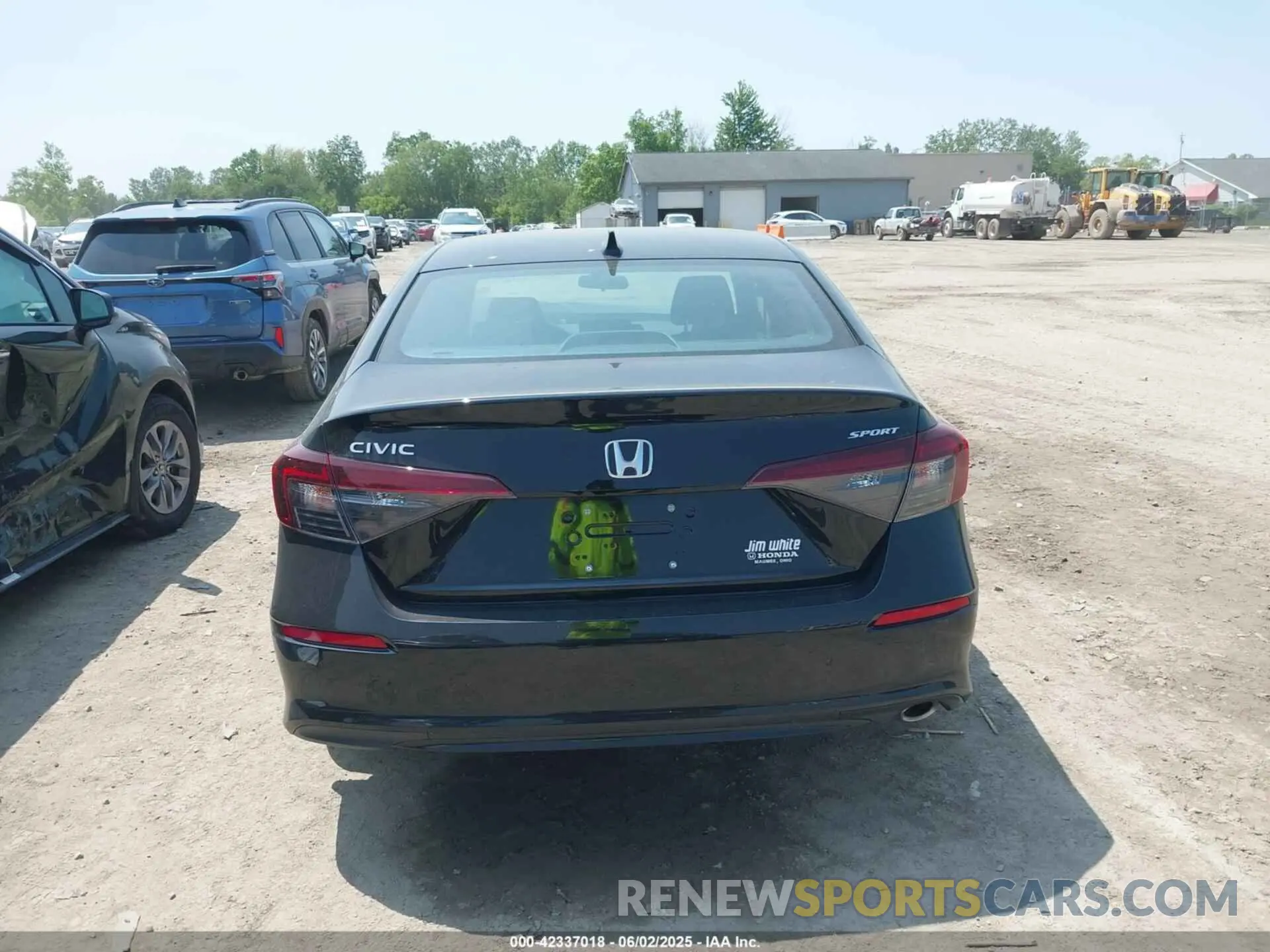 17 Photograph of a damaged car 2HGFE2F55SH579075 HONDA CIVIC 2025