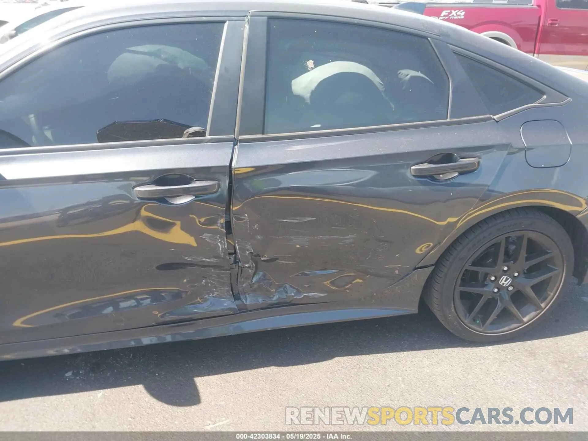 6 Photograph of a damaged car 2HGFE2F56SH514767 HONDA CIVIC 2025