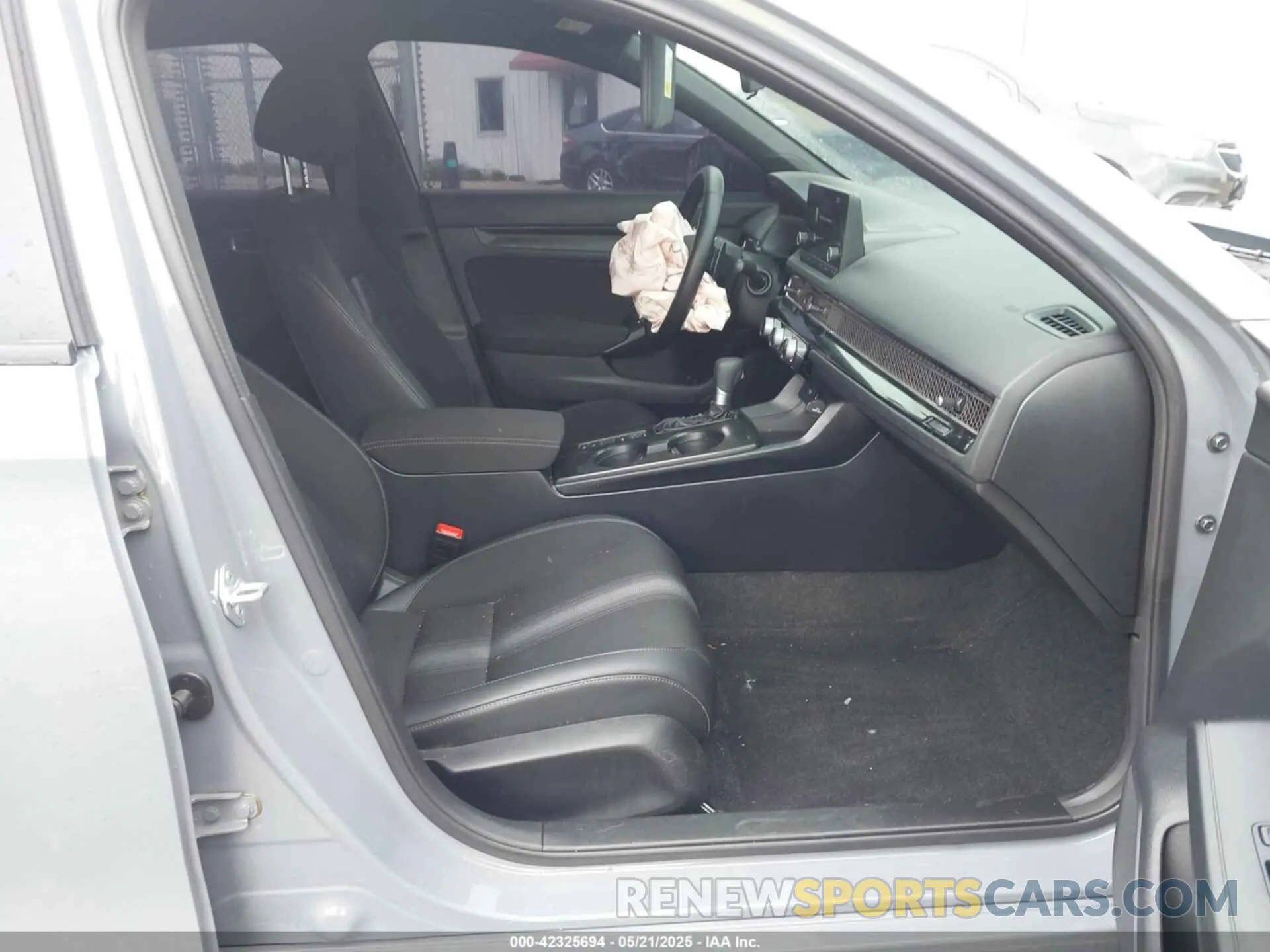 5 Photograph of a damaged car 2HGFE2F57SH545865 HONDA CIVIC 2025