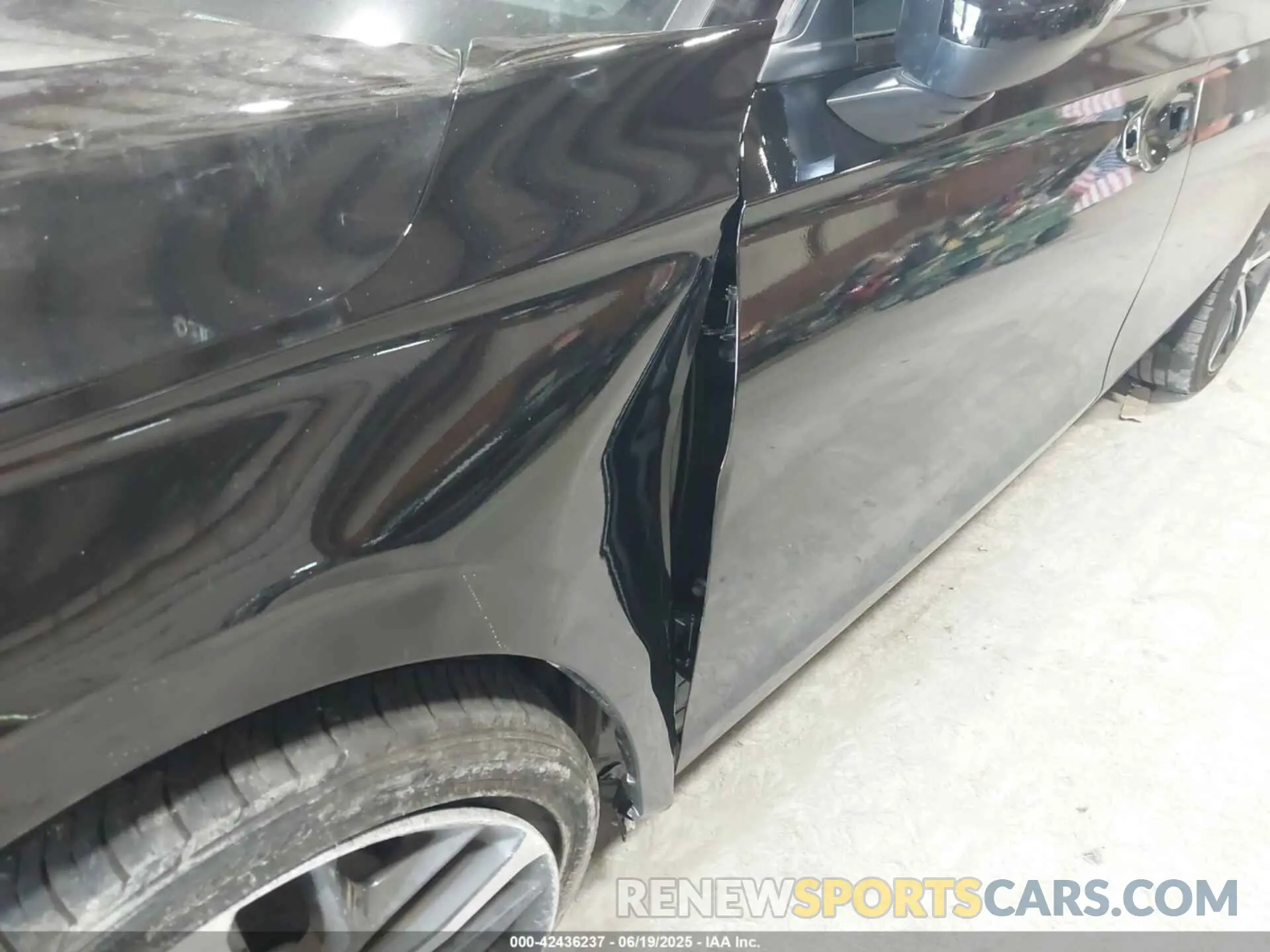 18 Photograph of a damaged car 2HGFE2F57SH549222 HONDA CIVIC 2025