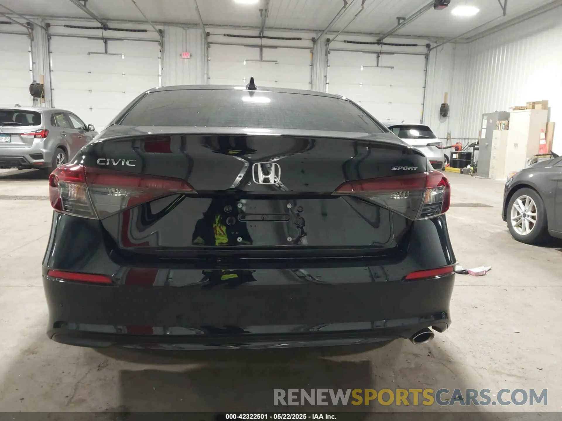 16 Photograph of a damaged car 2HGFE2F57SH551598 HONDA CIVIC 2025