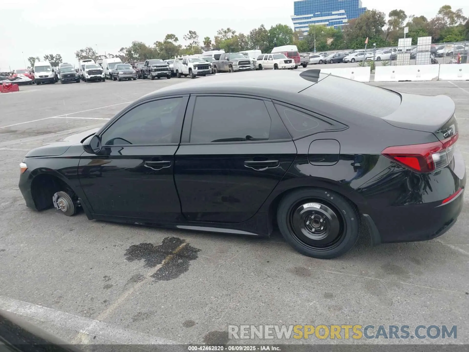 14 Photograph of a damaged car 2HGFE2F57SH572385 HONDA CIVIC 2025