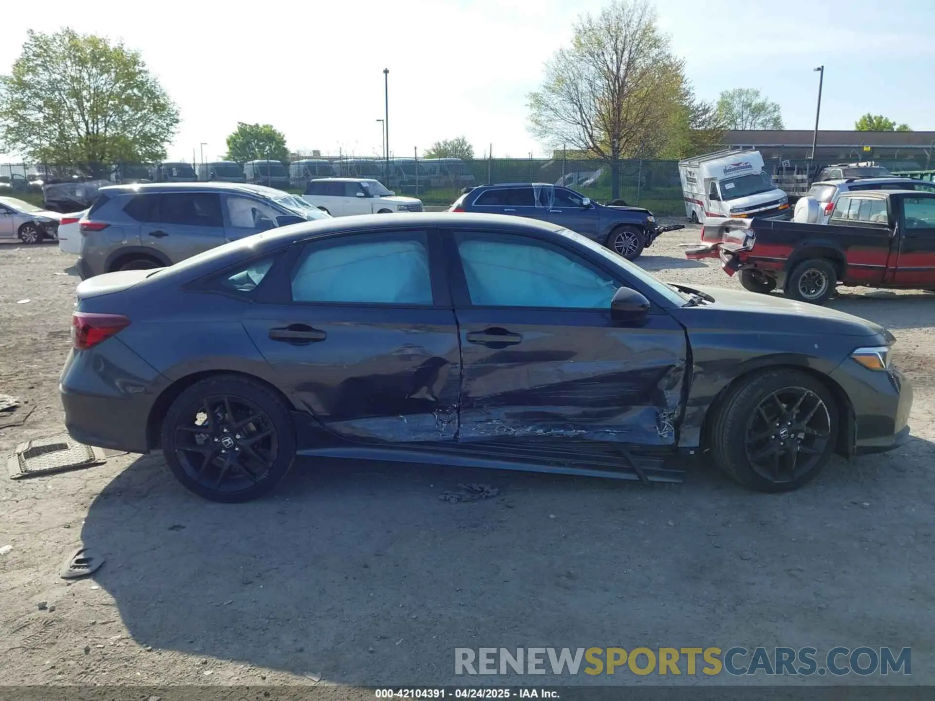 12 Photograph of a damaged car 2HGFE2F58SH572993 HONDA CIVIC 2025
