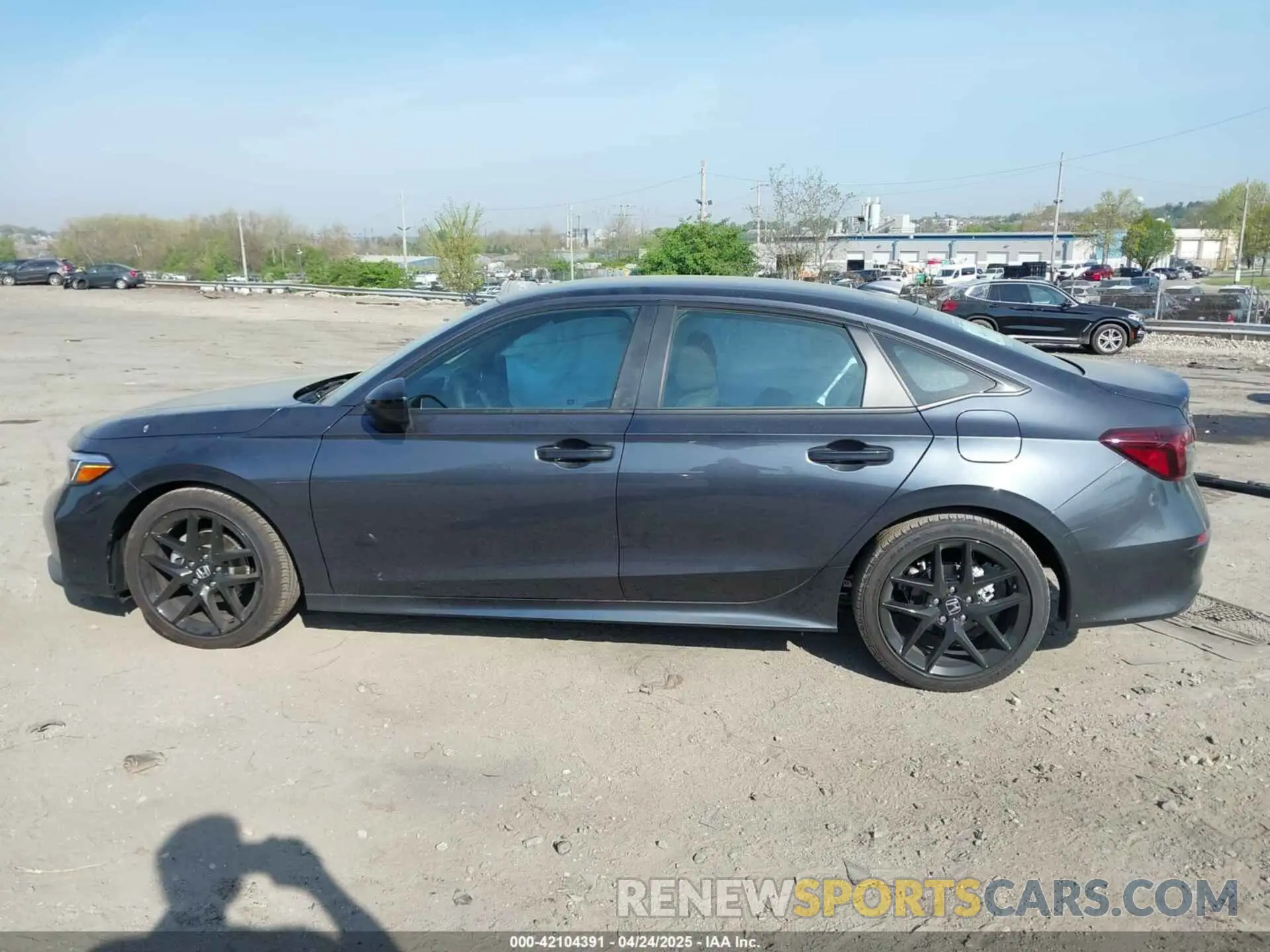 13 Photograph of a damaged car 2HGFE2F58SH572993 HONDA CIVIC 2025