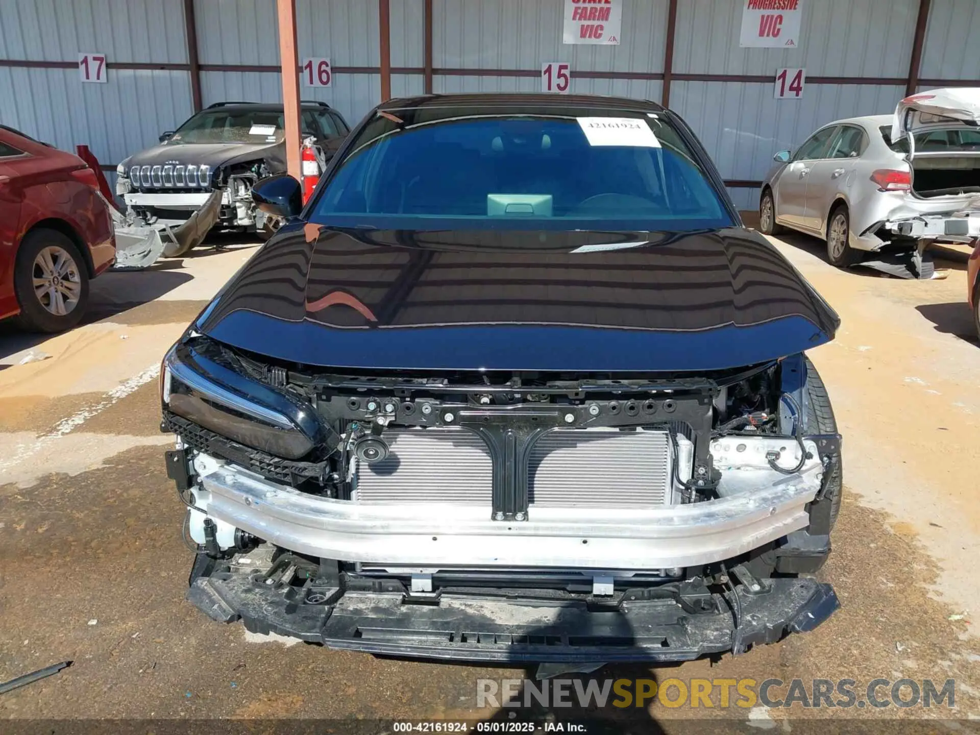 13 Photograph of a damaged car 2HGFE2F58SH581872 HONDA CIVIC 2025