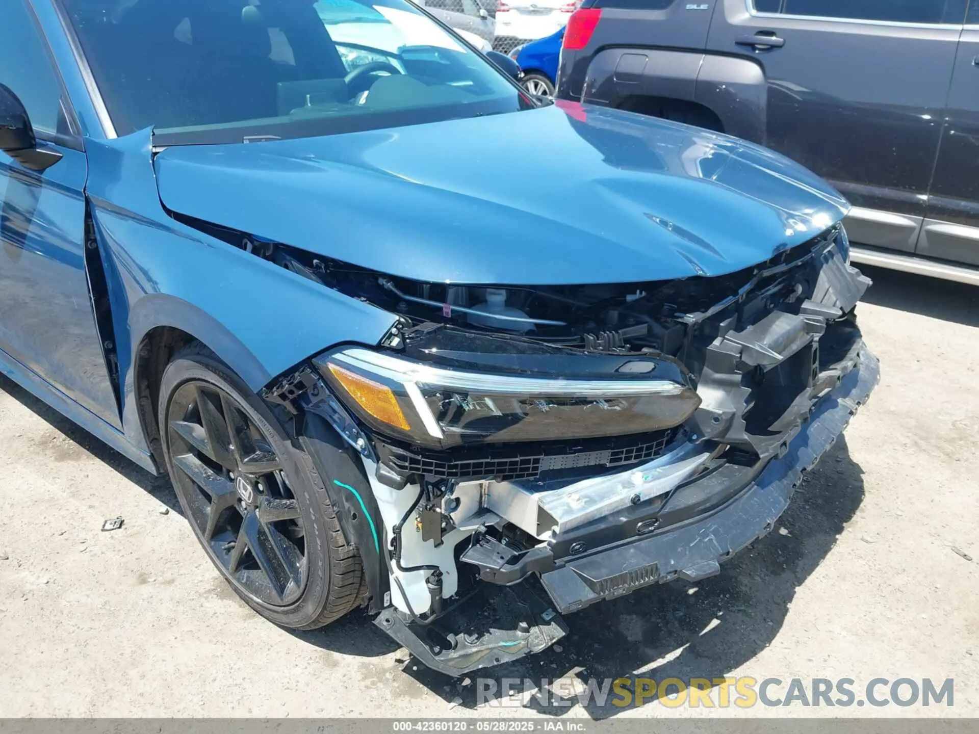 19 Photograph of a damaged car 2HGFE2F58SH582780 HONDA CIVIC 2025