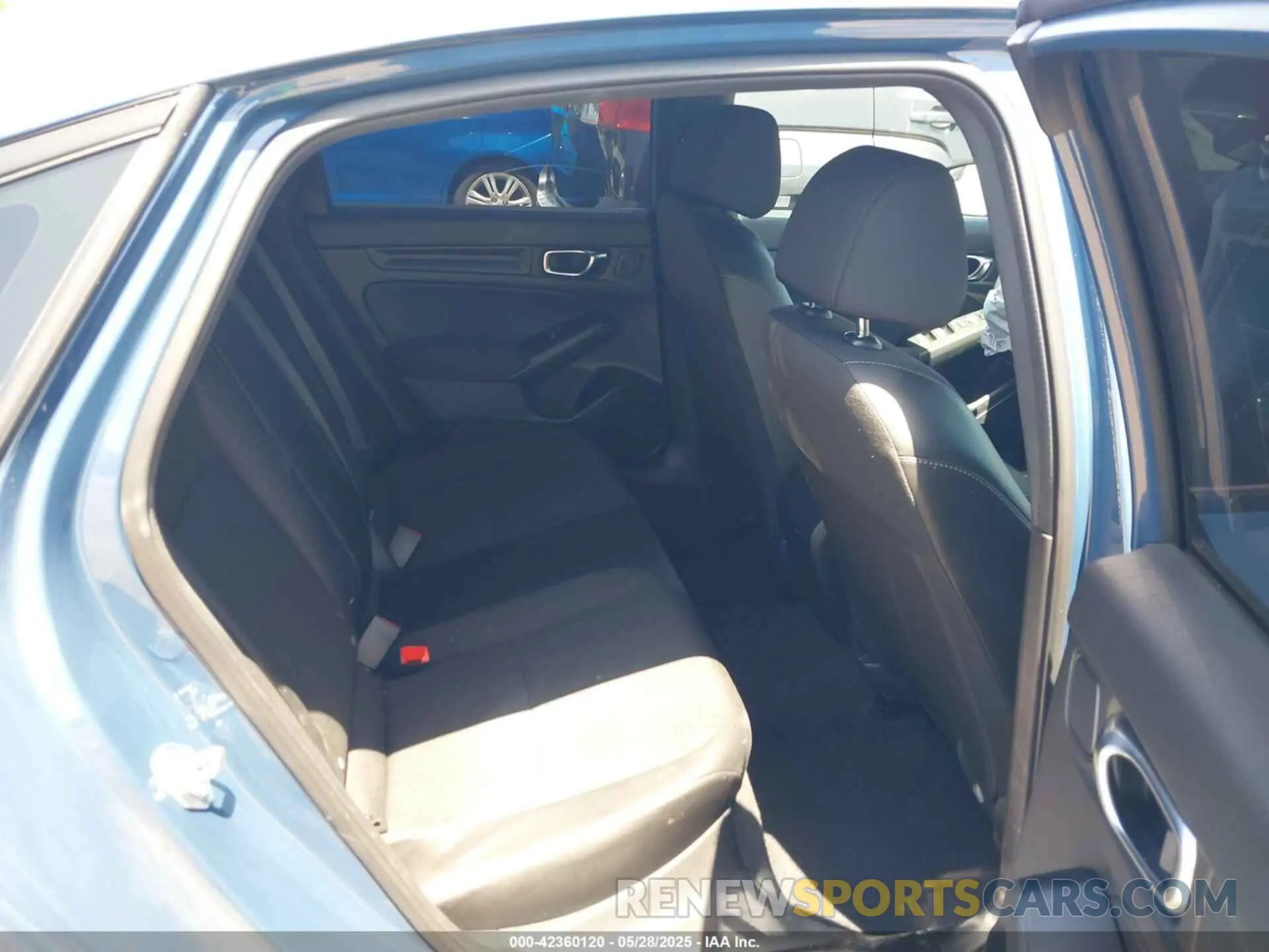 8 Photograph of a damaged car 2HGFE2F58SH582780 HONDA CIVIC 2025