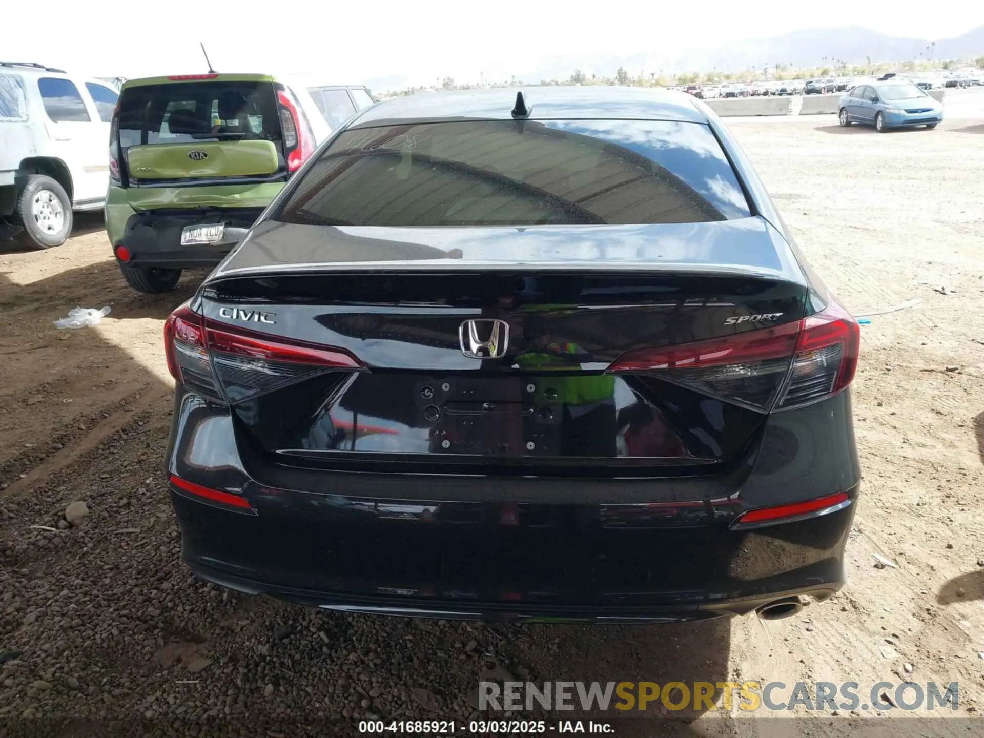 17 Photograph of a damaged car 2HGFE2F59SH508123 HONDA CIVIC 2025