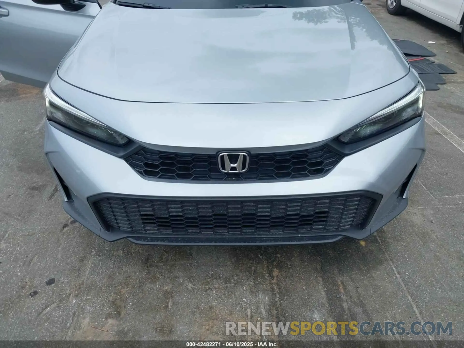 12 Photograph of a damaged car 2HGFE2F59SH518165 HONDA CIVIC 2025