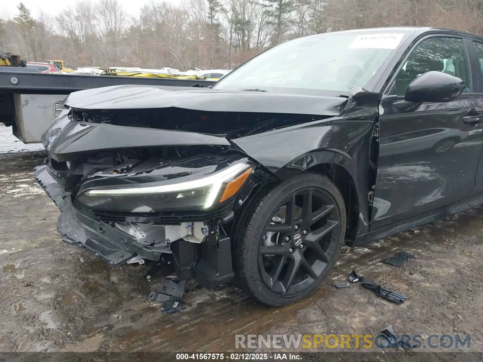 18 Photograph of a damaged car 2HGFE2F59SH522426 HONDA CIVIC 2025
