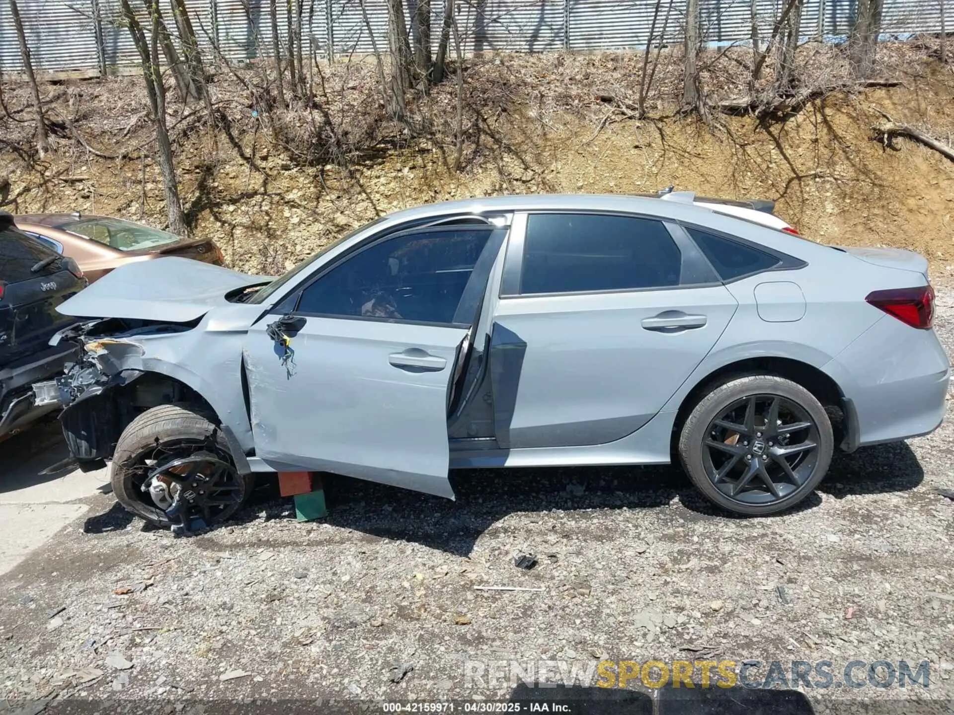 14 Photograph of a damaged car 2HGFE2F59SH532793 HONDA CIVIC 2025