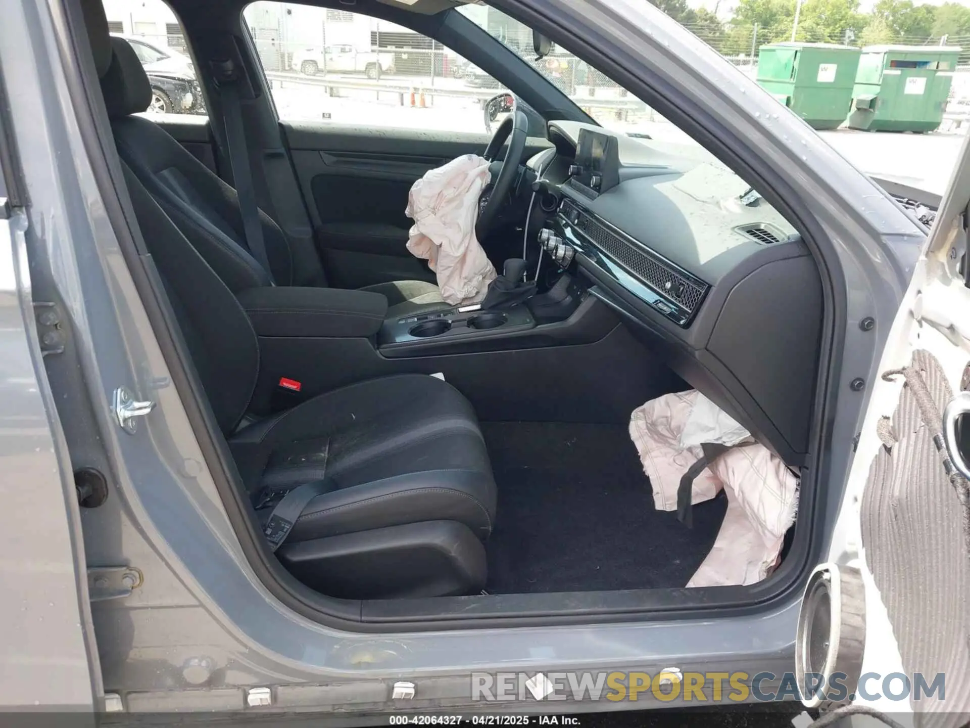 5 Photograph of a damaged car 2HGFE2F59SH542403 HONDA CIVIC 2025