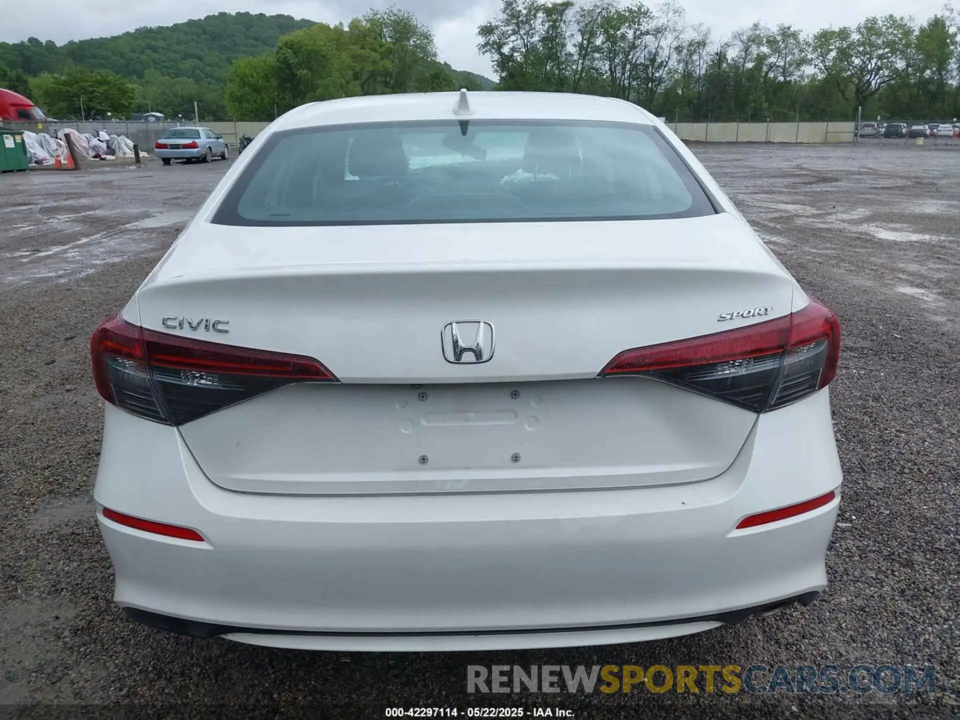 17 Photograph of a damaged car 2HGFE2F5XSH525545 HONDA CIVIC 2025