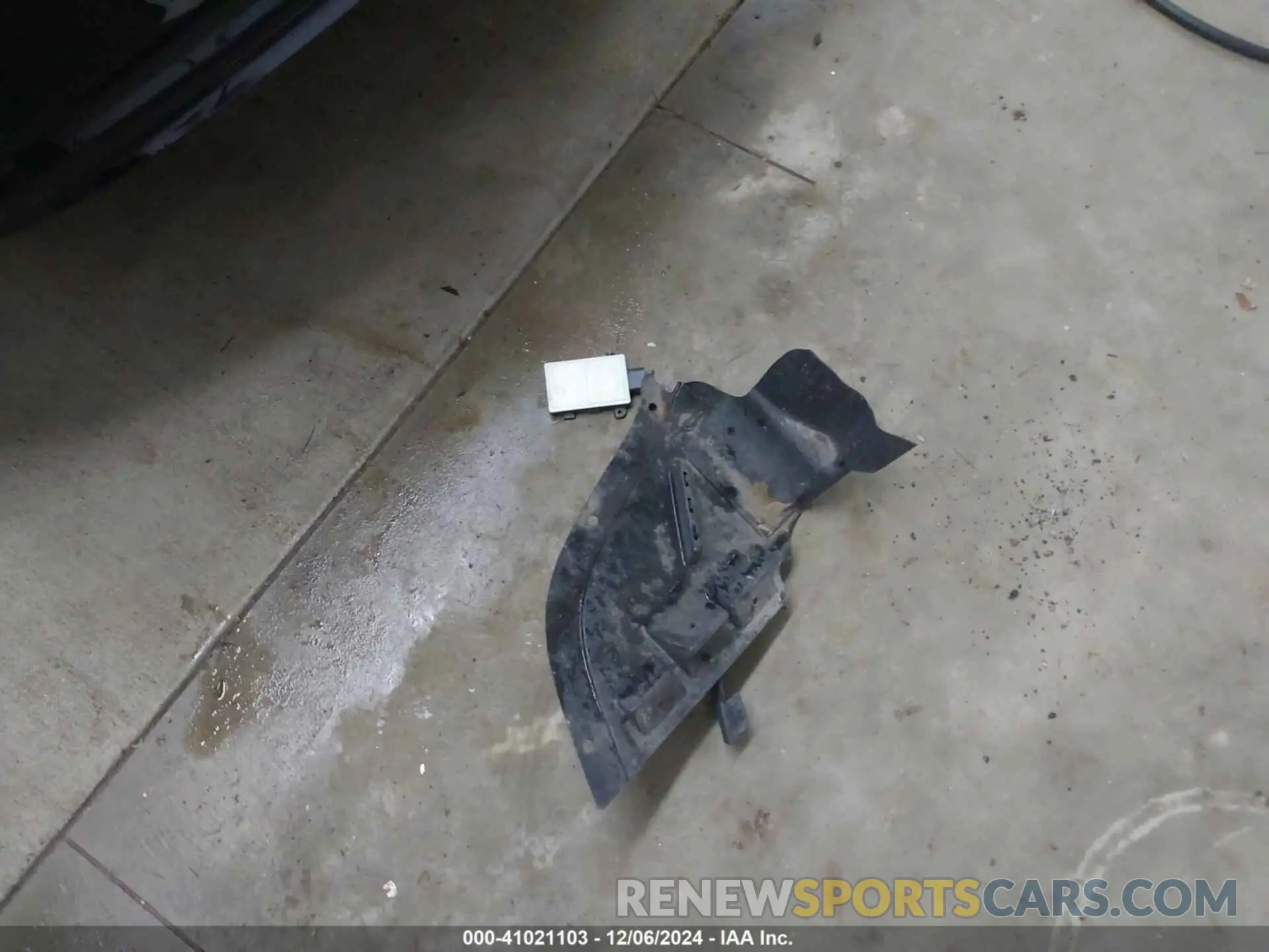 12 Photograph of a damaged car 2HGFE2F5XSH536643 HONDA CIVIC 2025