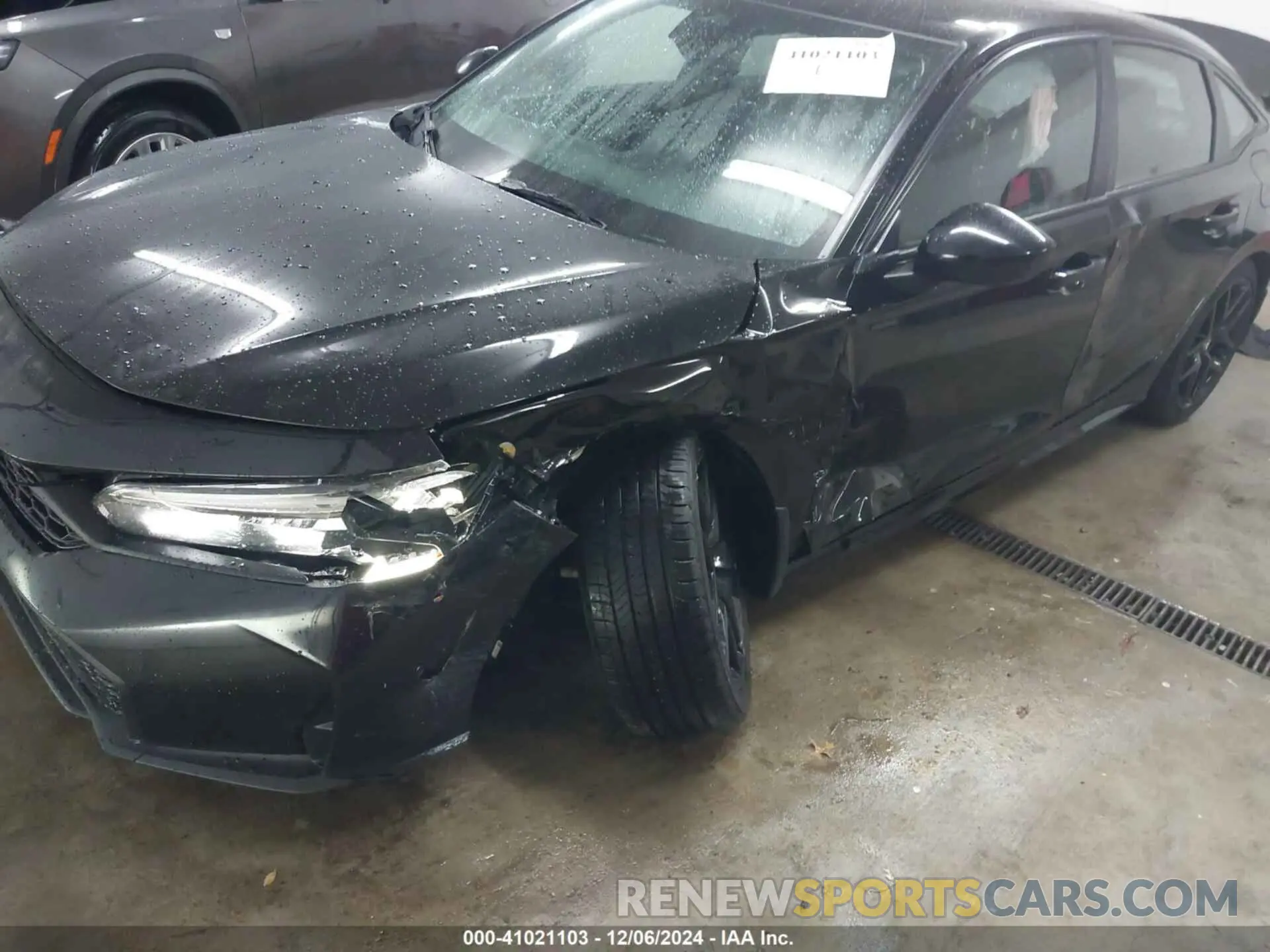 19 Photograph of a damaged car 2HGFE2F5XSH536643 HONDA CIVIC 2025