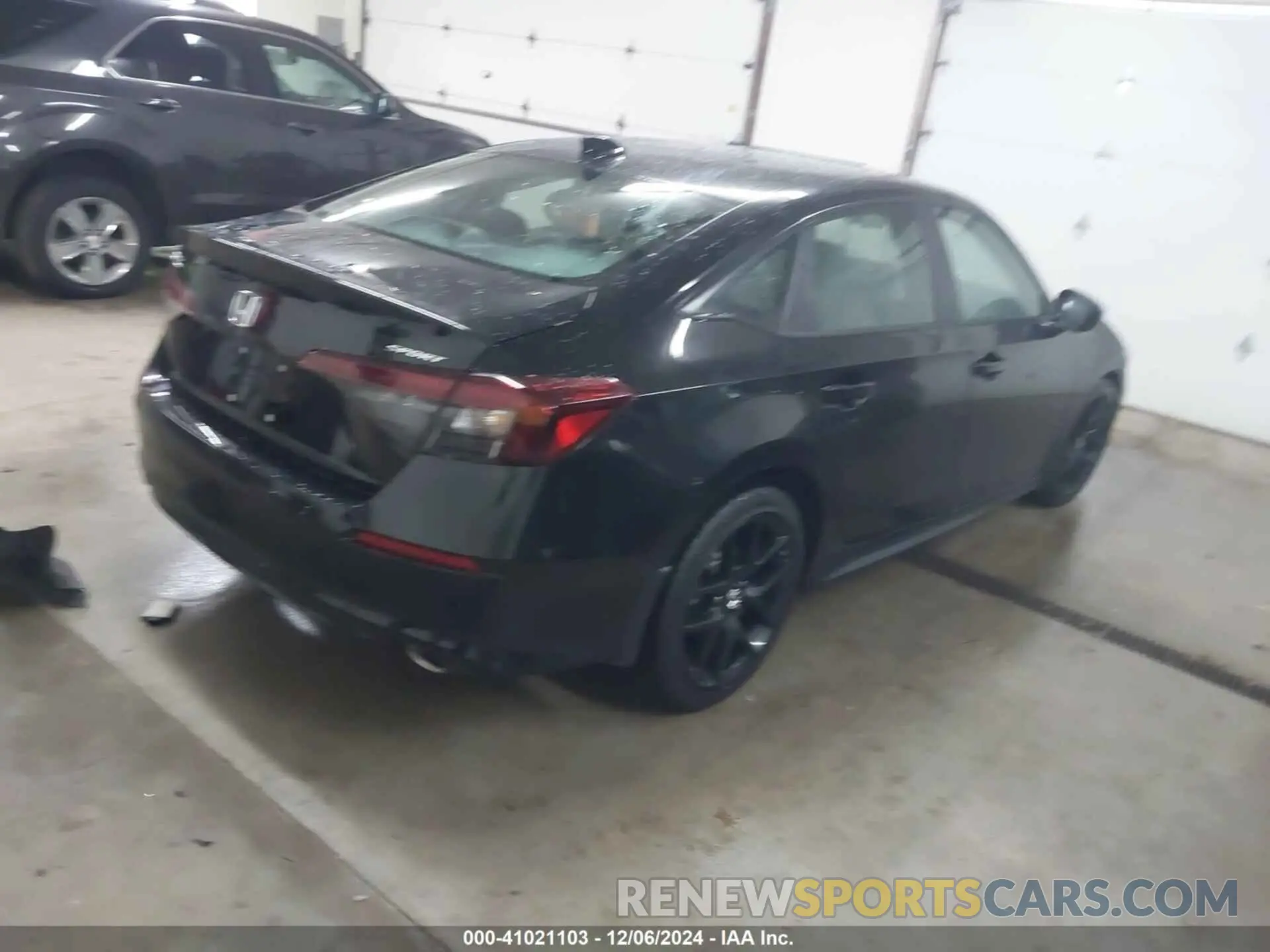 4 Photograph of a damaged car 2HGFE2F5XSH536643 HONDA CIVIC 2025