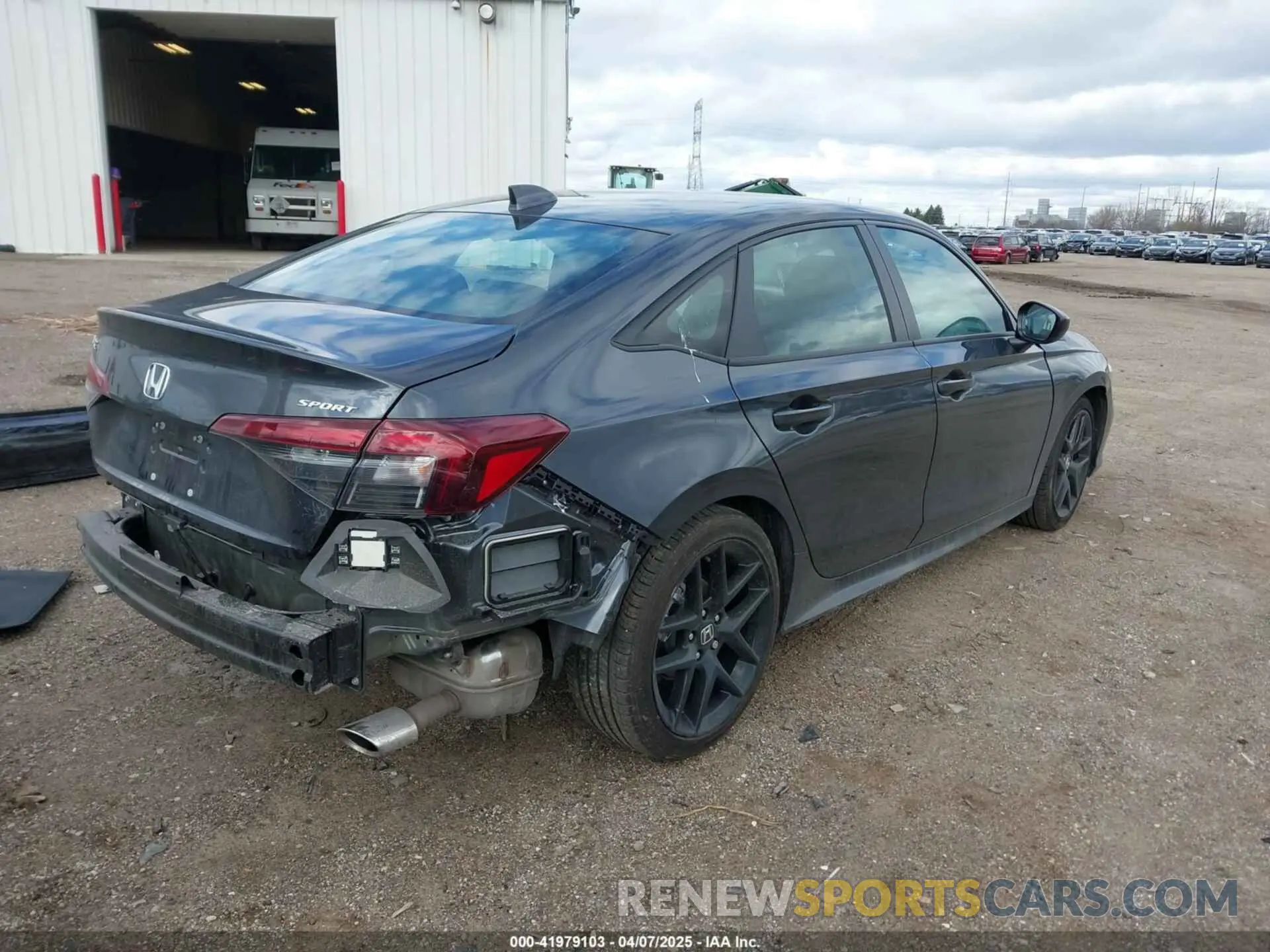 4 Photograph of a damaged car 2HGFE2F5XSH561073 HONDA CIVIC 2025