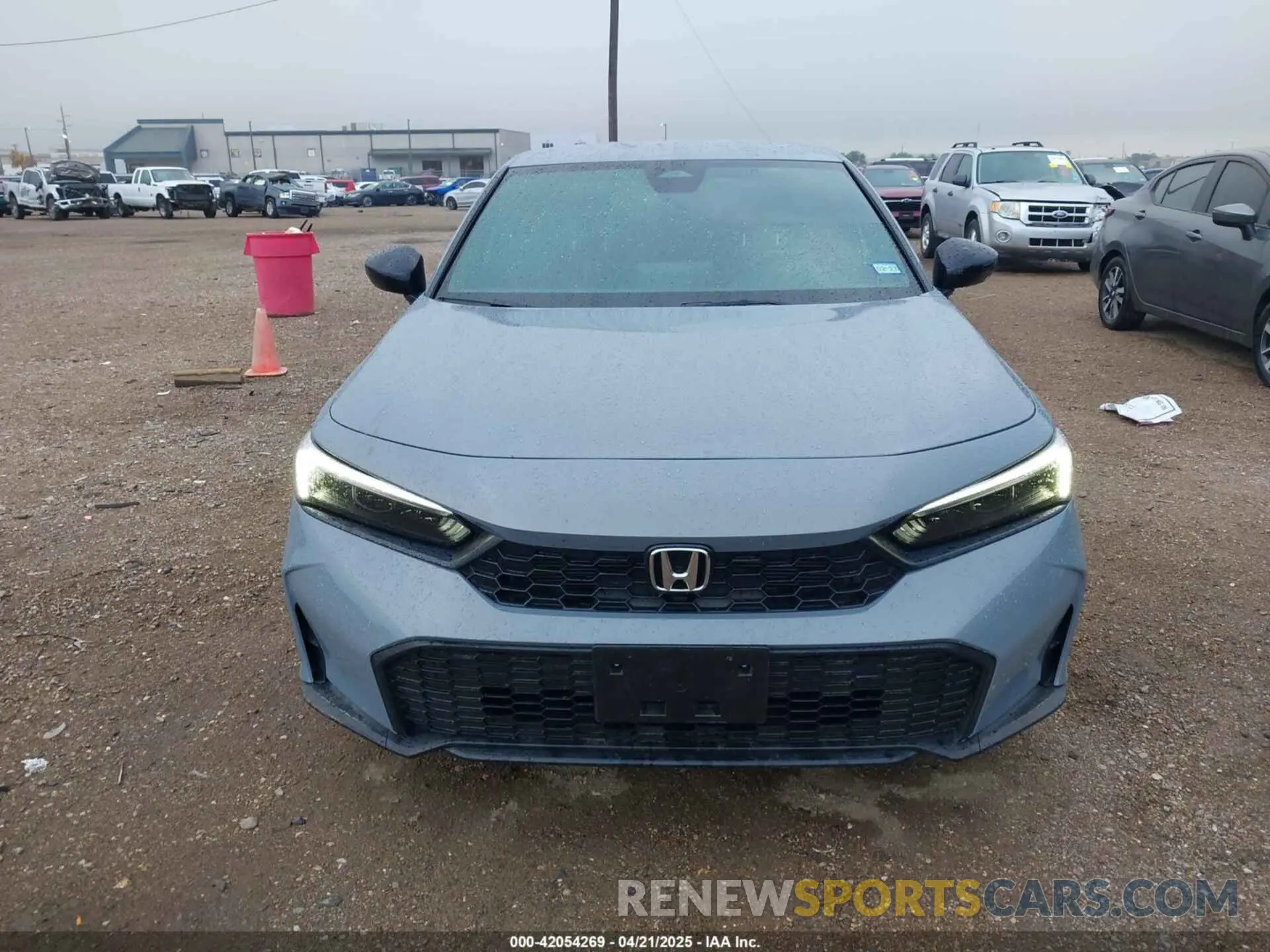12 Photograph of a damaged car 2HGFE2F5XSH567147 HONDA CIVIC 2025