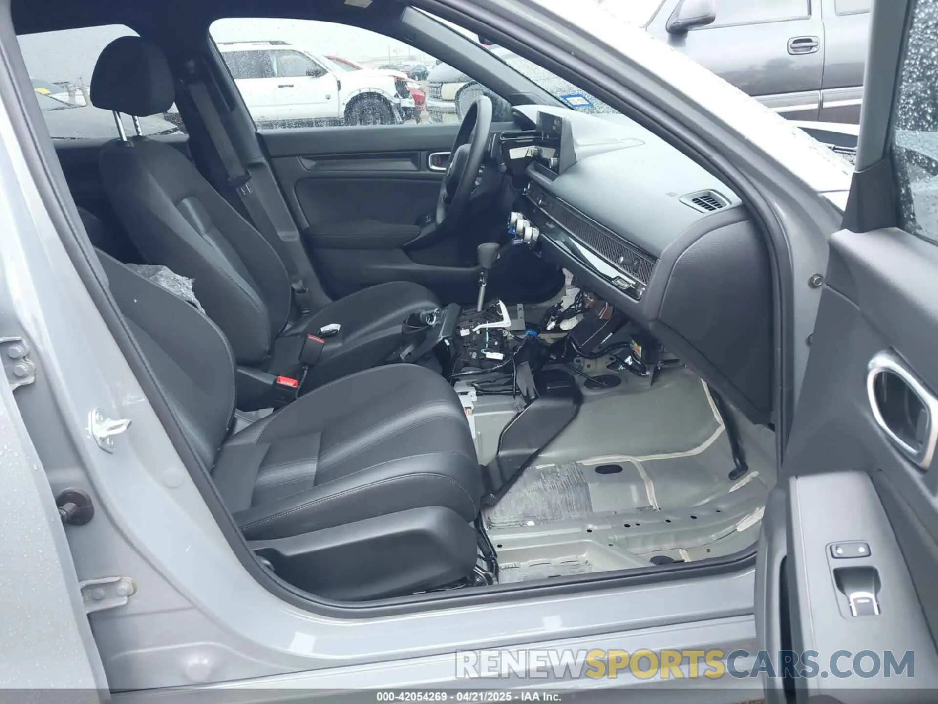 5 Photograph of a damaged car 2HGFE2F5XSH567147 HONDA CIVIC 2025