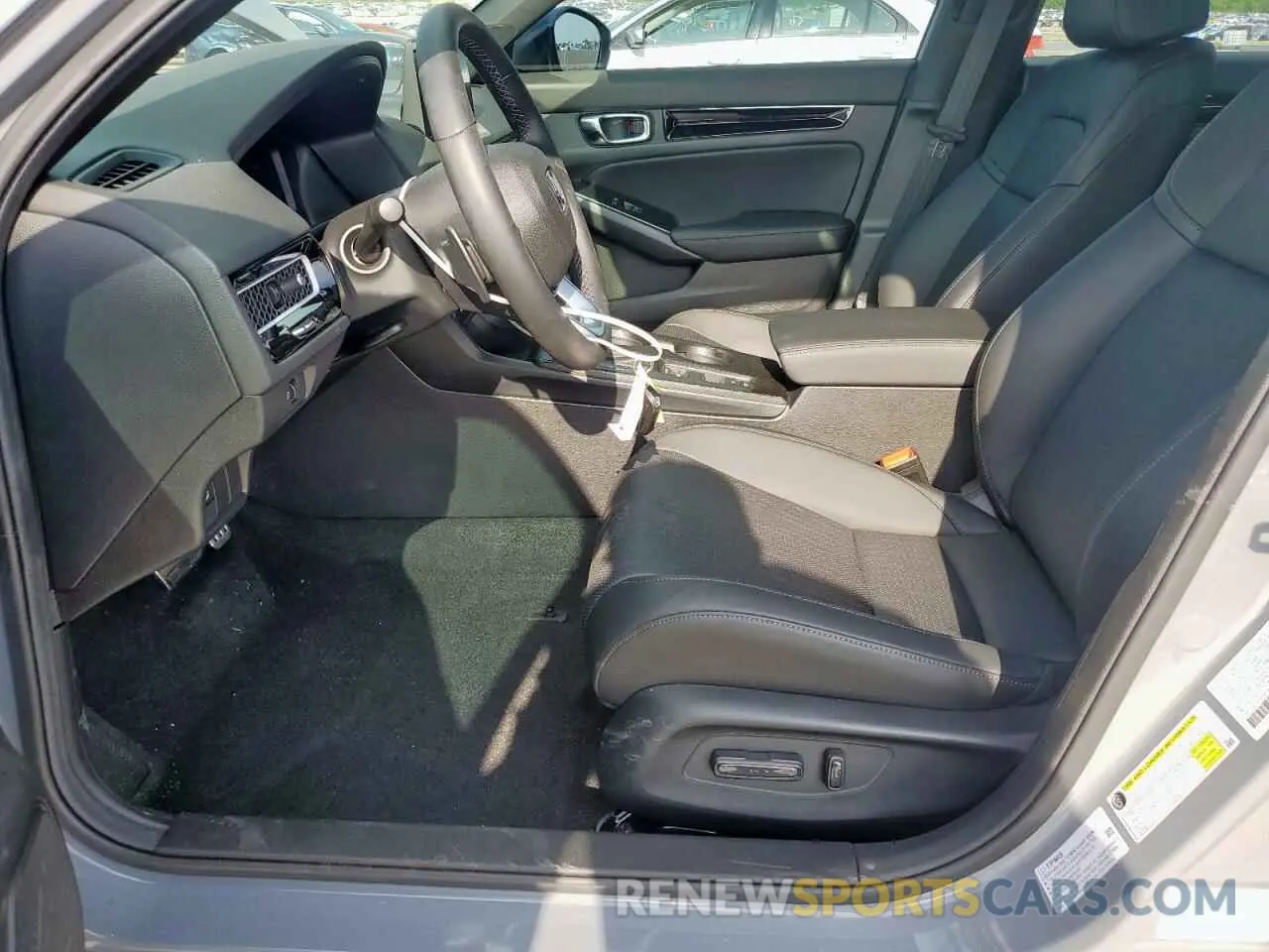 7 Photograph of a damaged car 2HGFE4F87SH303311 HONDA CIVIC 2025
