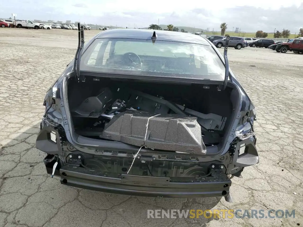 6 Photograph of a damaged car 2HGFE4F89SH332812 HONDA CIVIC 2025