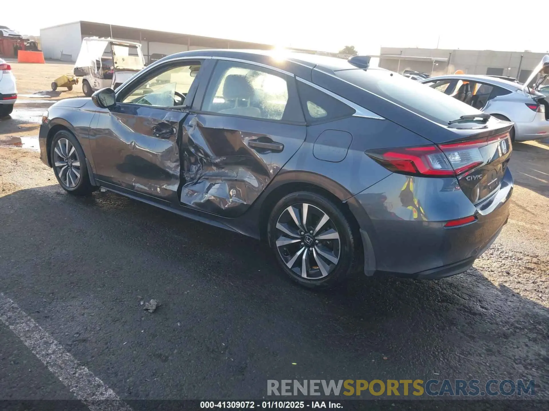 3 Photograph of a damaged car 19XFL1H77PE012706 HONDA CIVIC HATCHBACK 2023