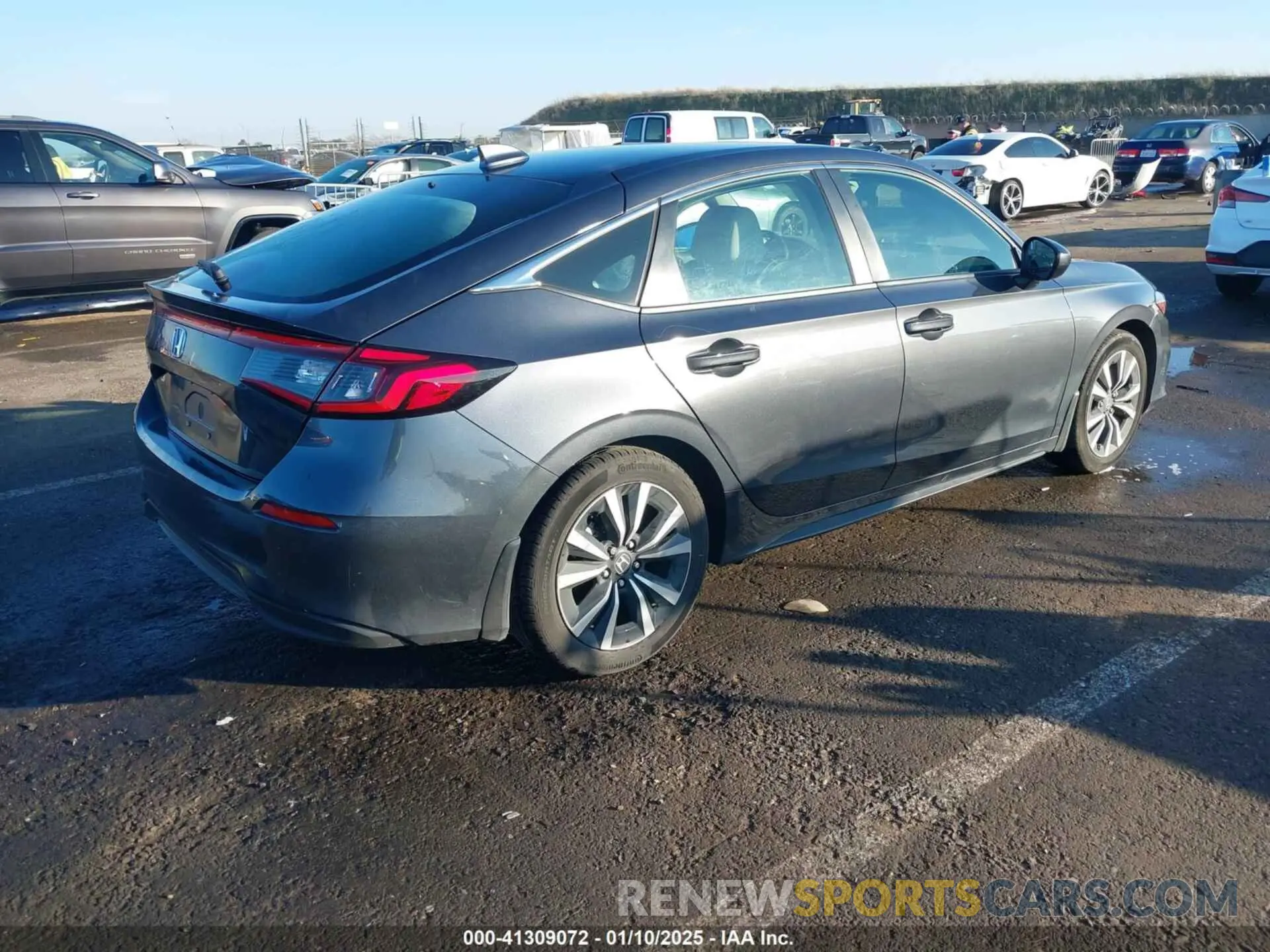 4 Photograph of a damaged car 19XFL1H77PE012706 HONDA CIVIC HATCHBACK 2023