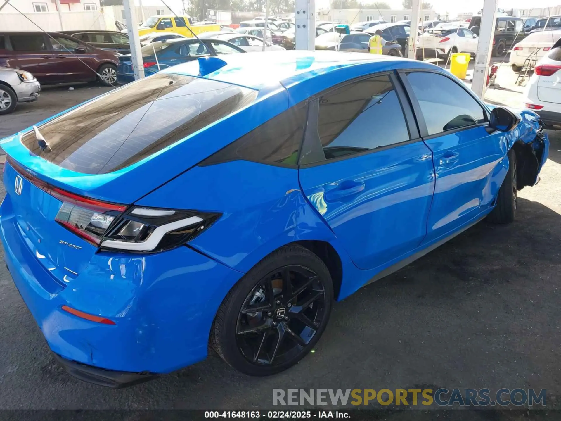 17 Photograph of a damaged car 19XFL4H84SE005411 HONDA CIVIC  HYBRID 2025