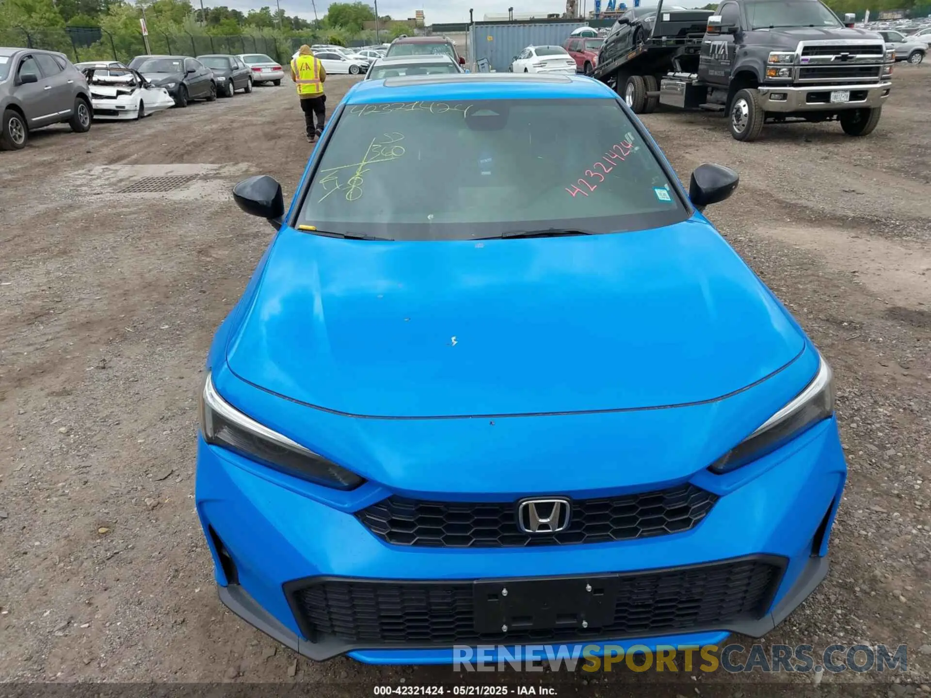 12 Photograph of a damaged car 19XFL4H85SE006857 HONDA CIVIC HYBRID 2025