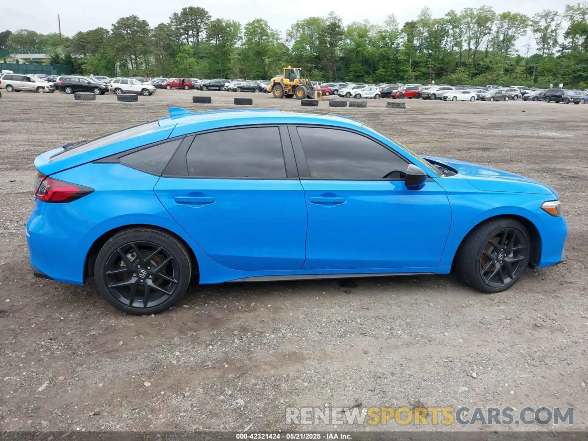 13 Photograph of a damaged car 19XFL4H85SE006857 HONDA CIVIC HYBRID 2025