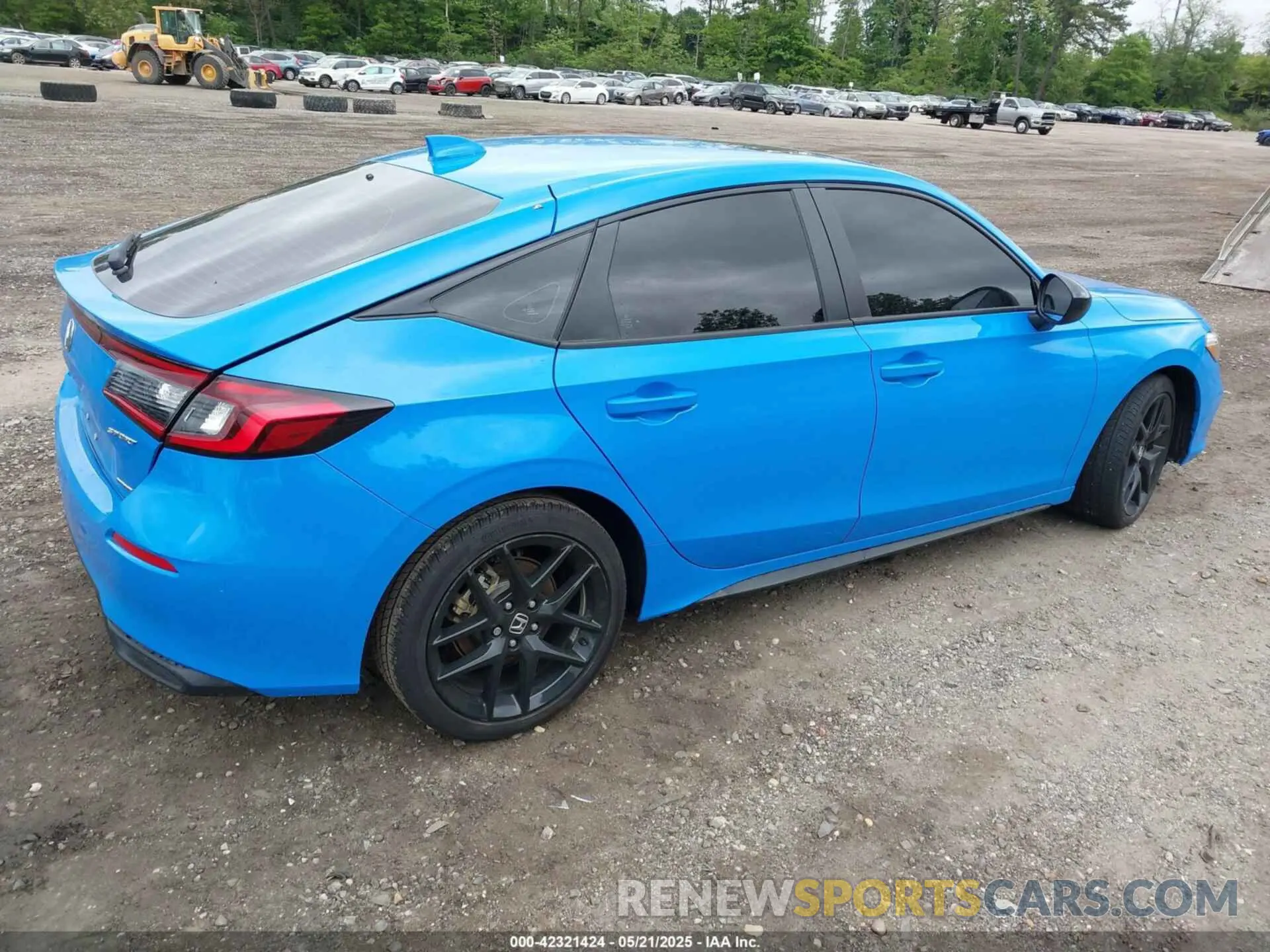 4 Photograph of a damaged car 19XFL4H85SE006857 HONDA CIVIC HYBRID 2025