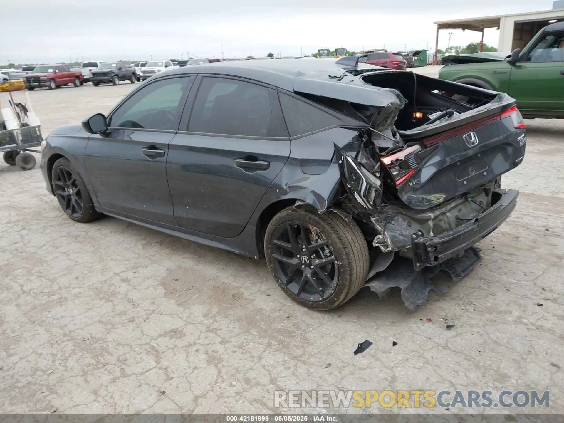 3 Photograph of a damaged car 19XFL4H87SE011901 HONDA CIVIC  HYBRID 2025