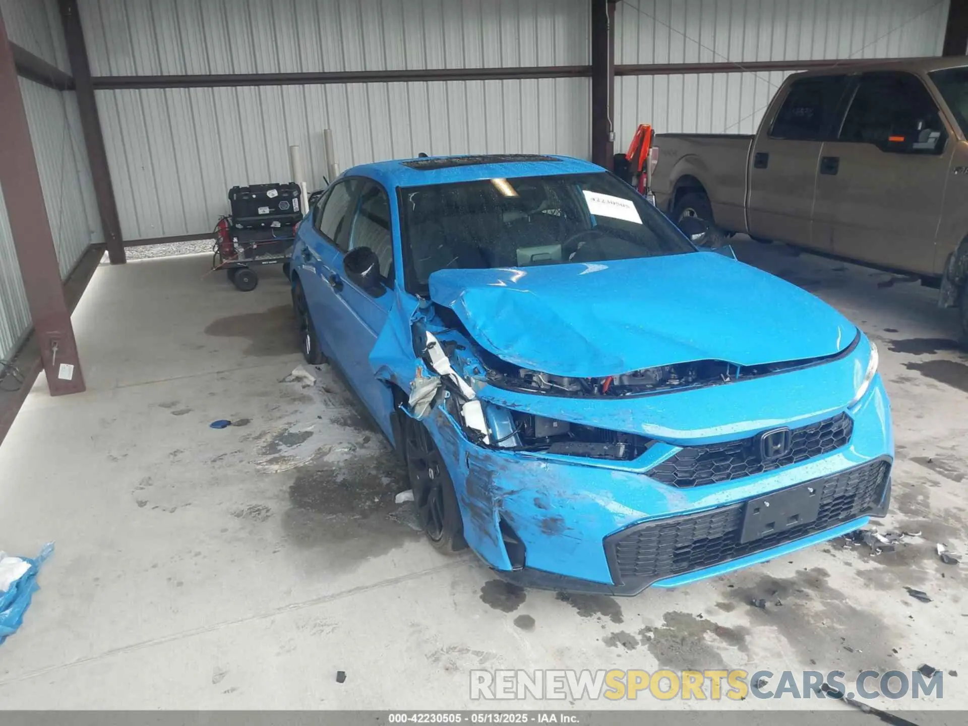 1 Photograph of a damaged car 19XFL4H89SE001824 HONDA CIVIC HYBRID 2025