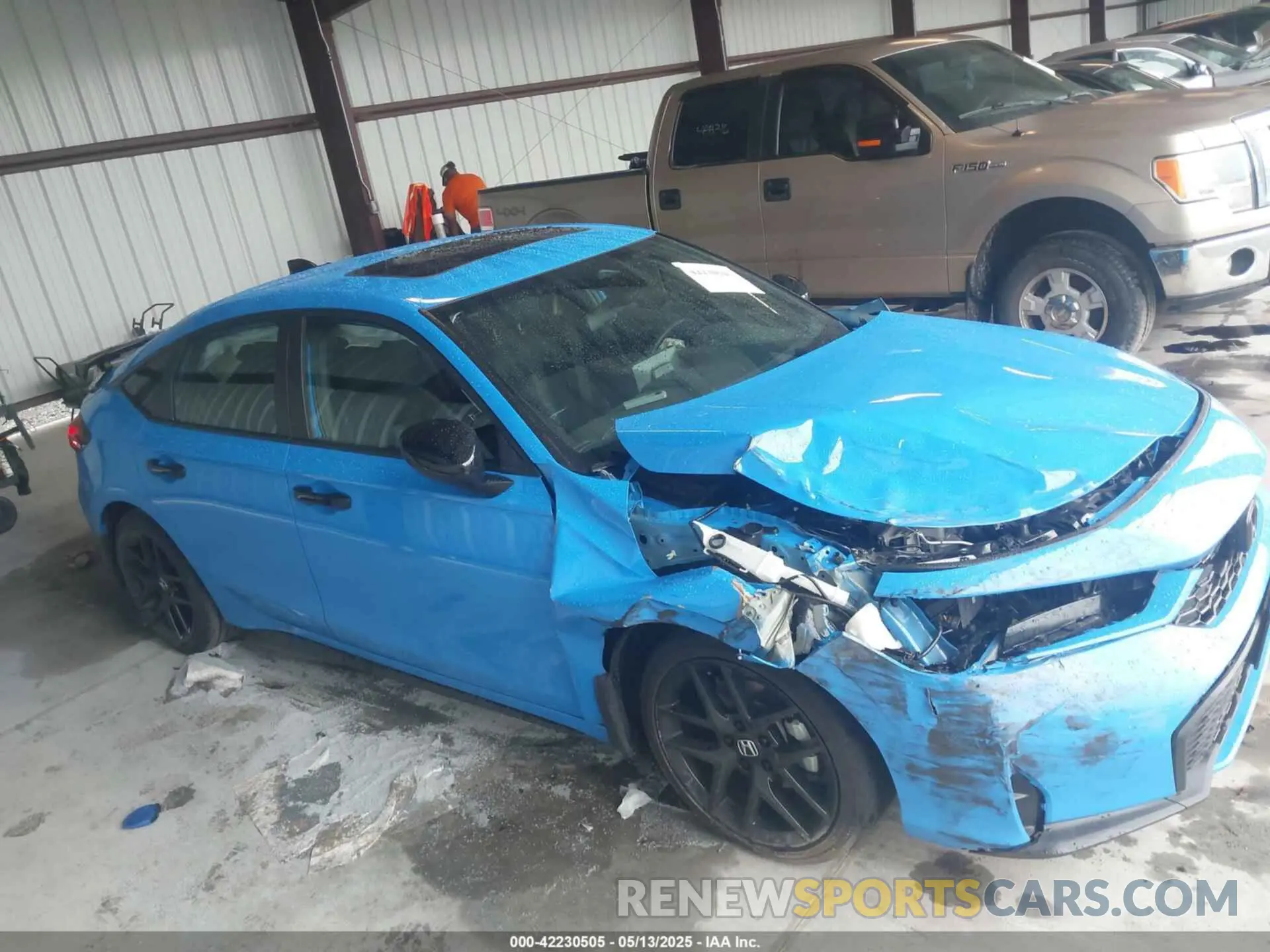 14 Photograph of a damaged car 19XFL4H89SE001824 HONDA CIVIC HYBRID 2025