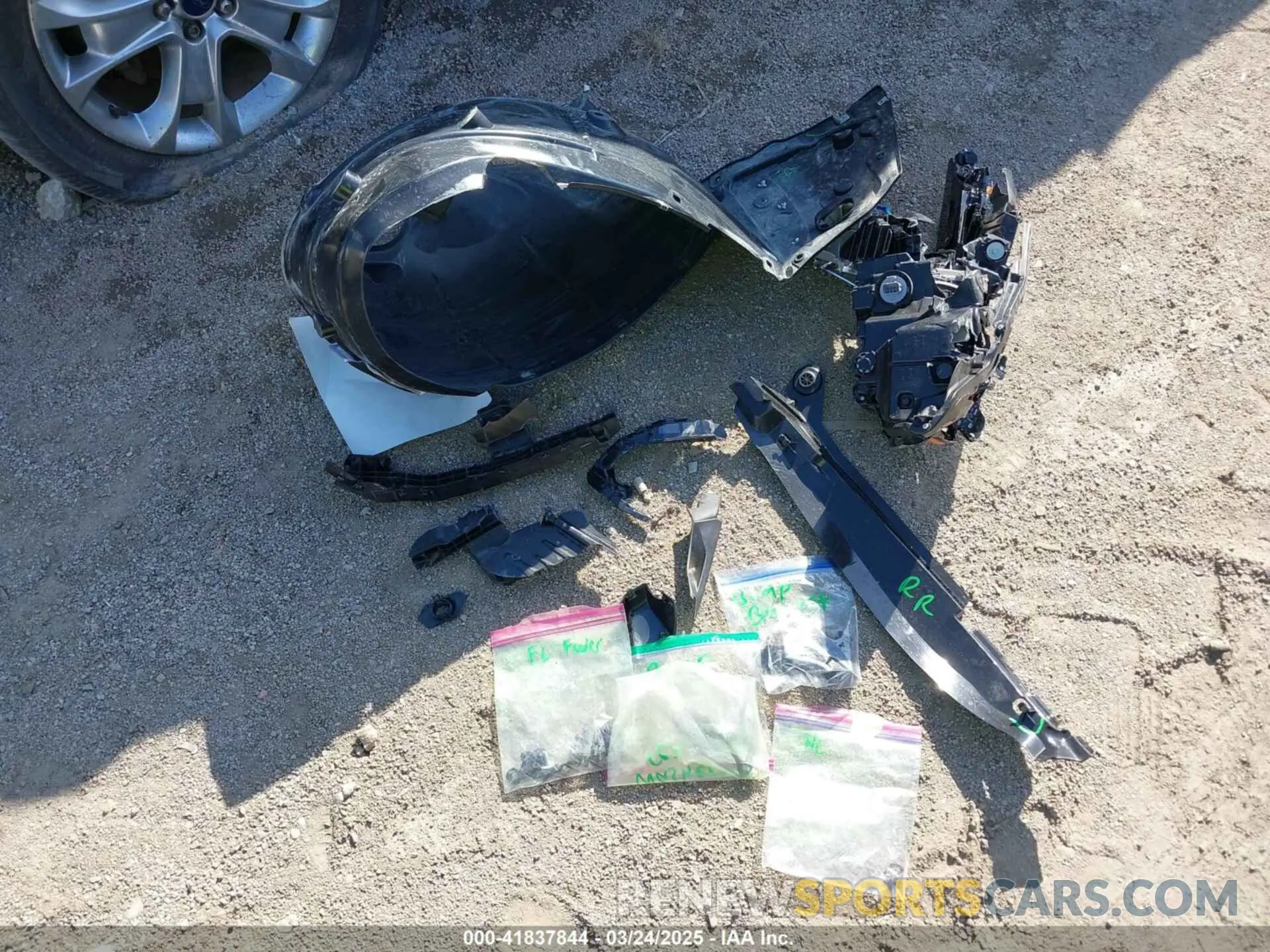 12 Photograph of a damaged car 19XFL4H90SE004362 HONDA CIVIC  HYBRID 2025