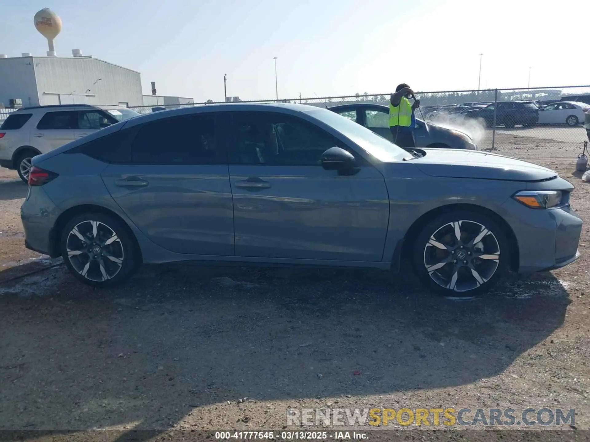 13 Photograph of a damaged car 19XFL4H94SE000539 HONDA CIVIC  HYBRID 2025