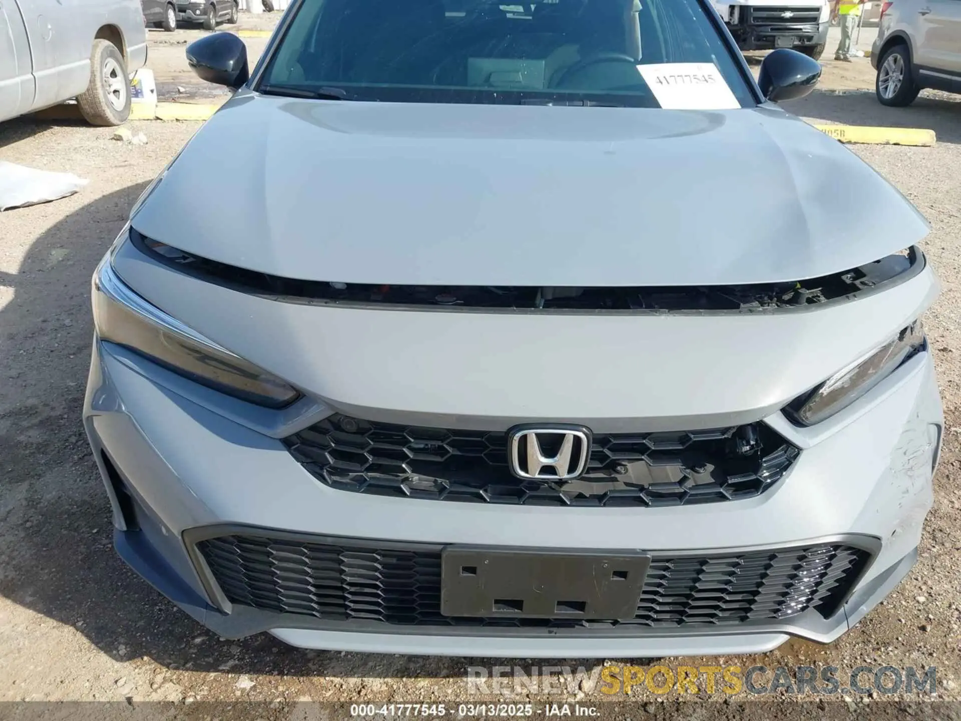 17 Photograph of a damaged car 19XFL4H94SE000539 HONDA CIVIC  HYBRID 2025