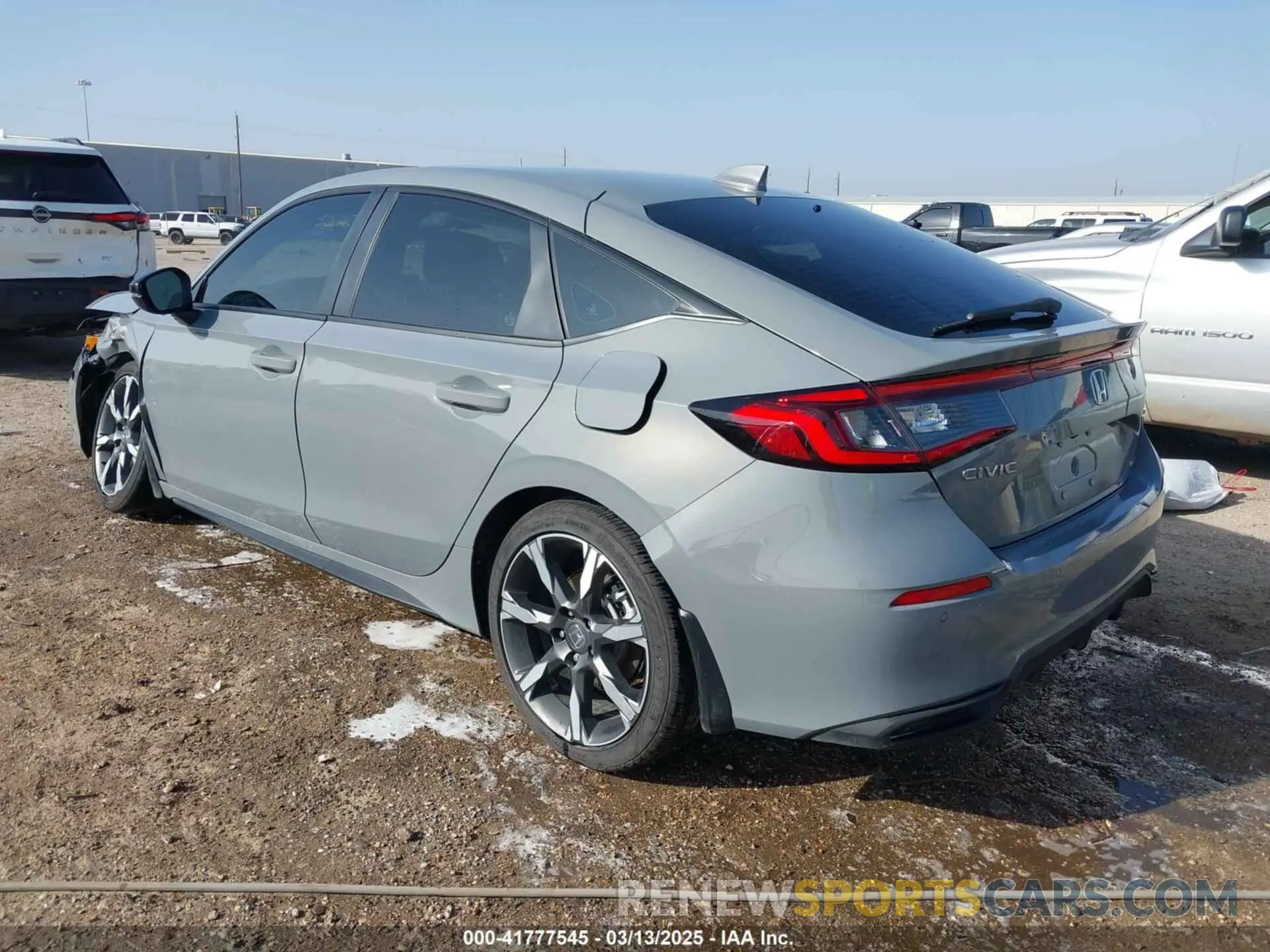 3 Photograph of a damaged car 19XFL4H94SE000539 HONDA CIVIC  HYBRID 2025