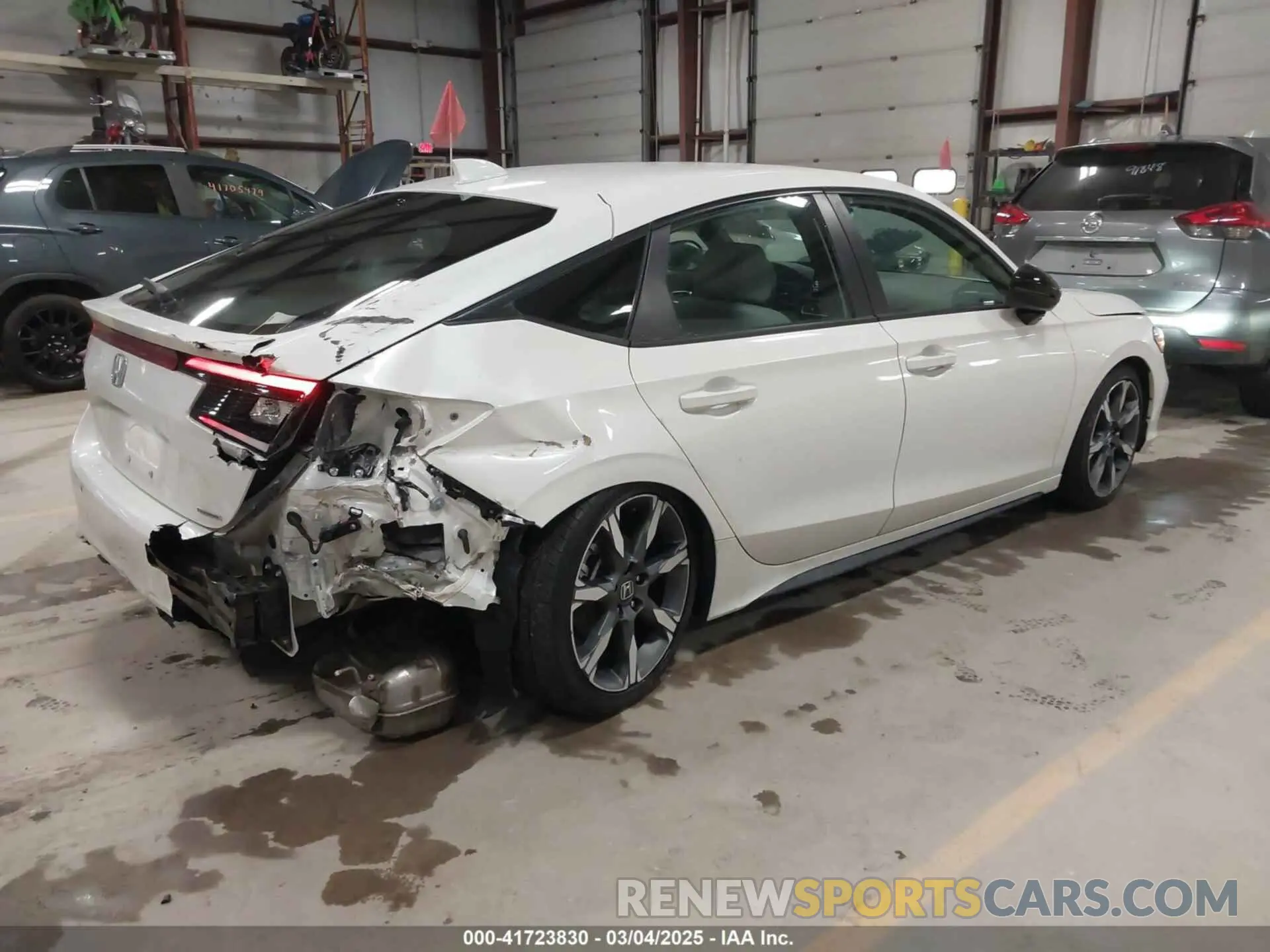 4 Photograph of a damaged car 19XFL4H94SE004879 HONDA CIVIC  HYBRID 2025