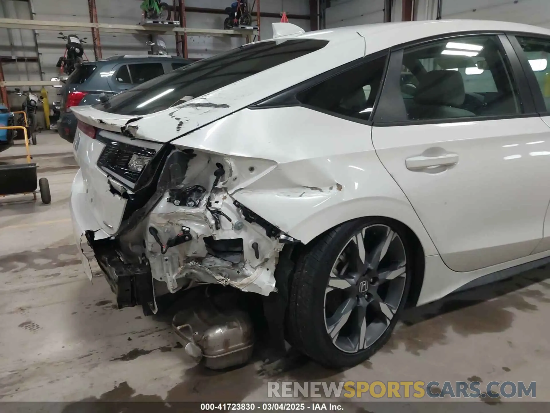 6 Photograph of a damaged car 19XFL4H94SE004879 HONDA CIVIC  HYBRID 2025