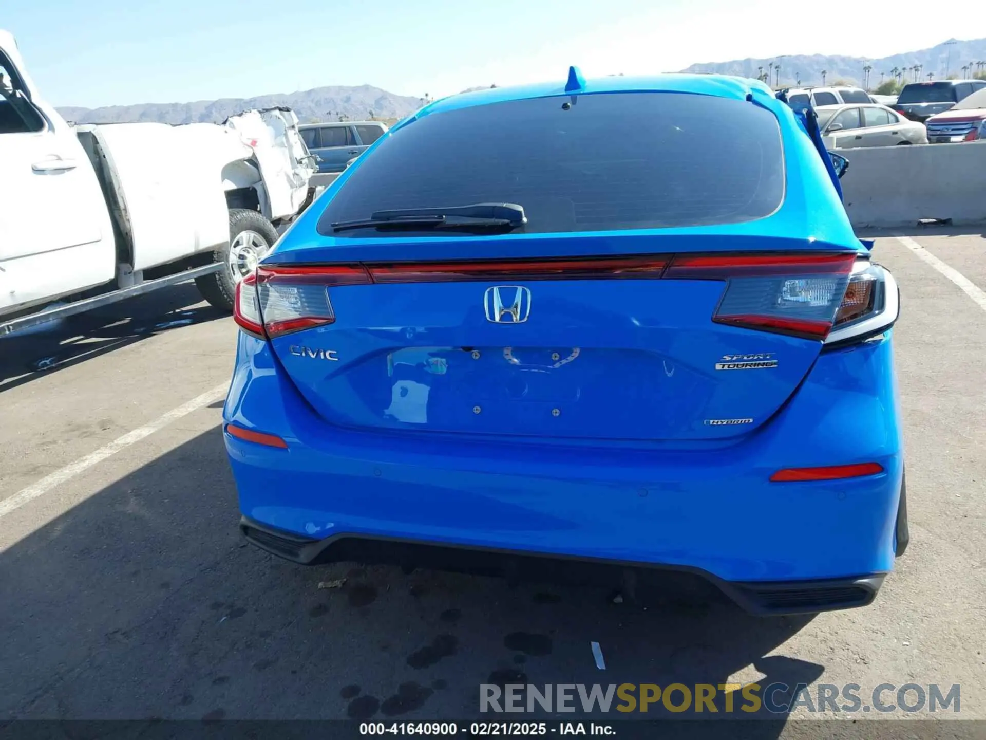16 Photograph of a damaged car 19XFL4H95SE006866 HONDA CIVIC  HYBRID 2025