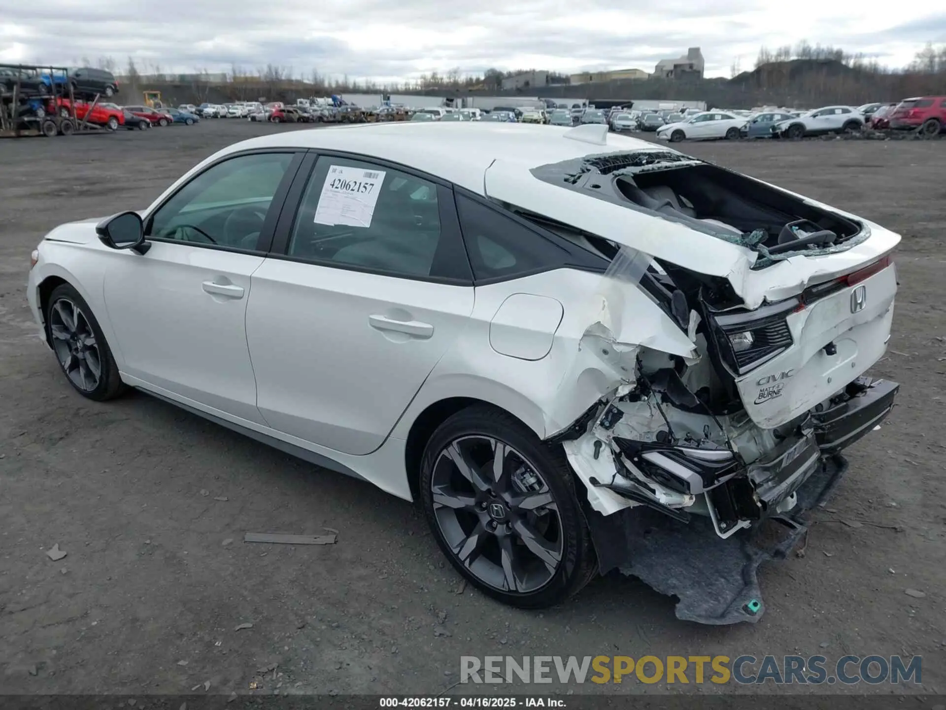 3 Photograph of a damaged car 19XFL4H99SE010189 HONDA CIVIC  HYBRID 2025