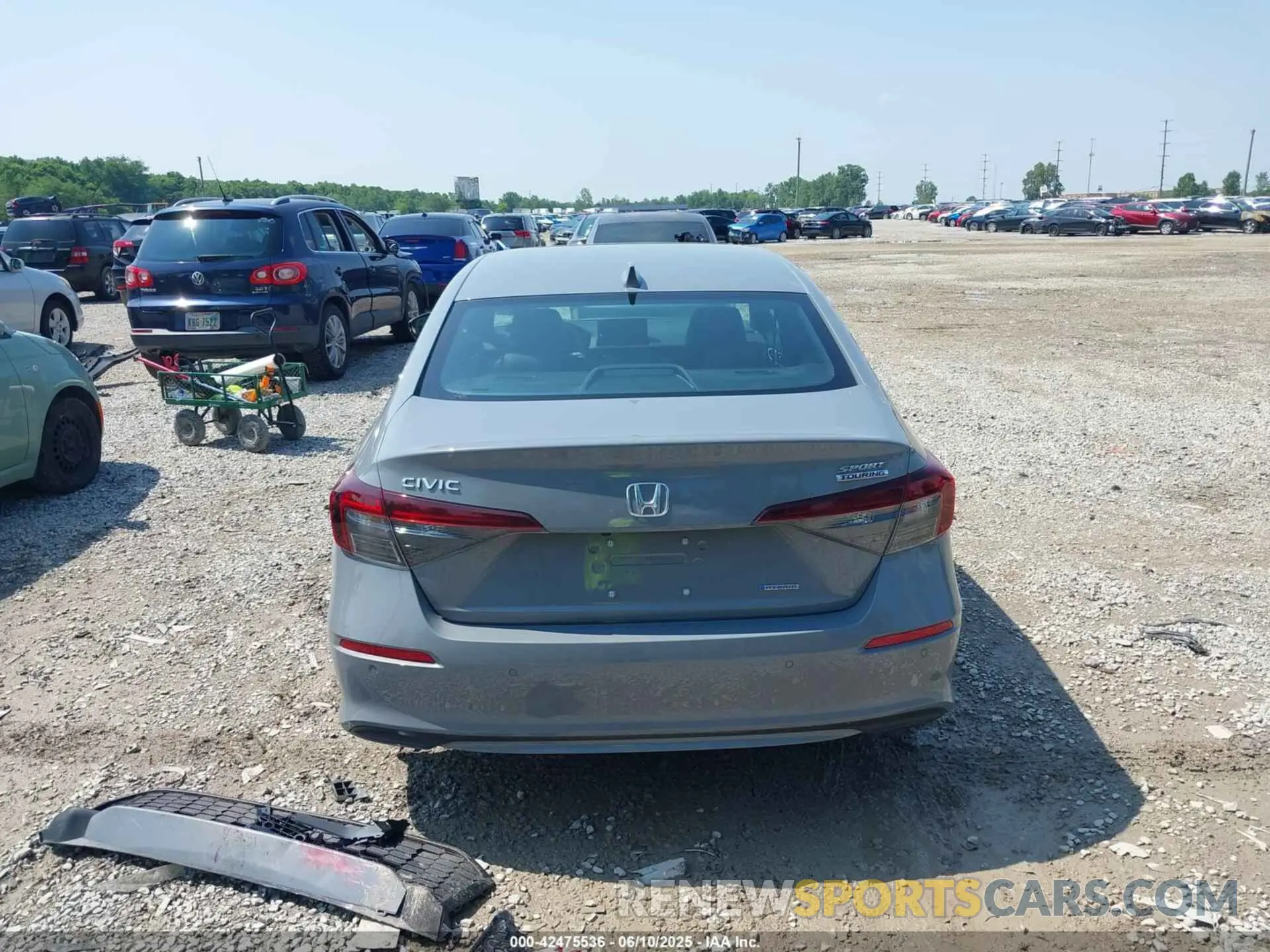 17 Photograph of a damaged car 2HGFE4F80SH322573 HONDA CIVIC HYBRID 2025