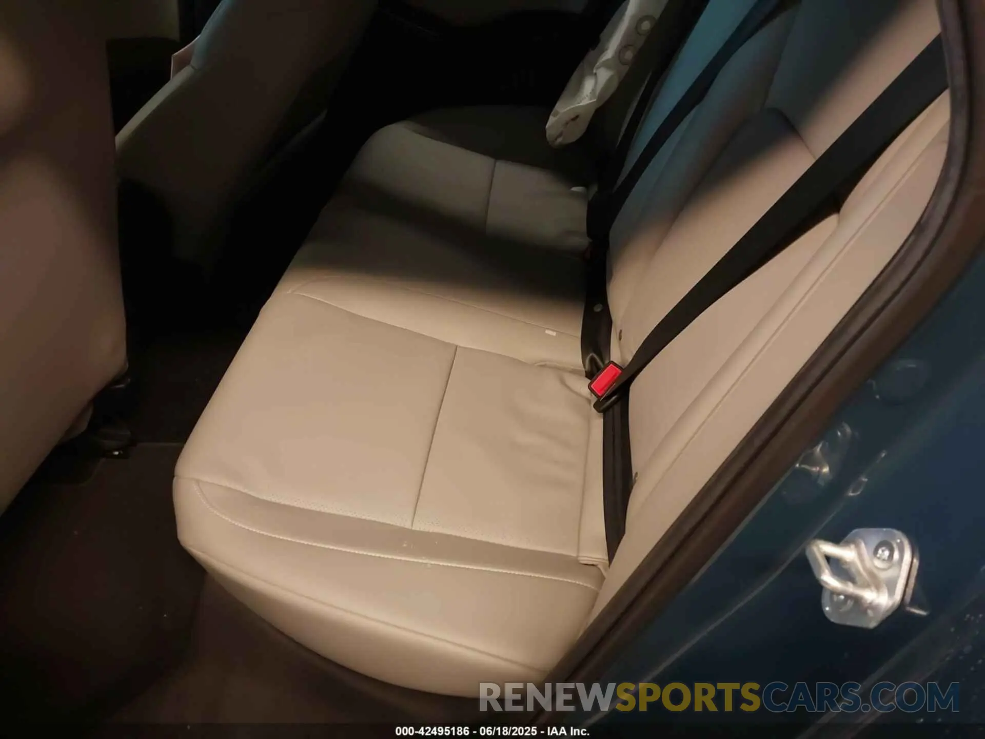 8 Photograph of a damaged car 2HGFE4F81SH339558 HONDA CIVIC HYBRID 2025