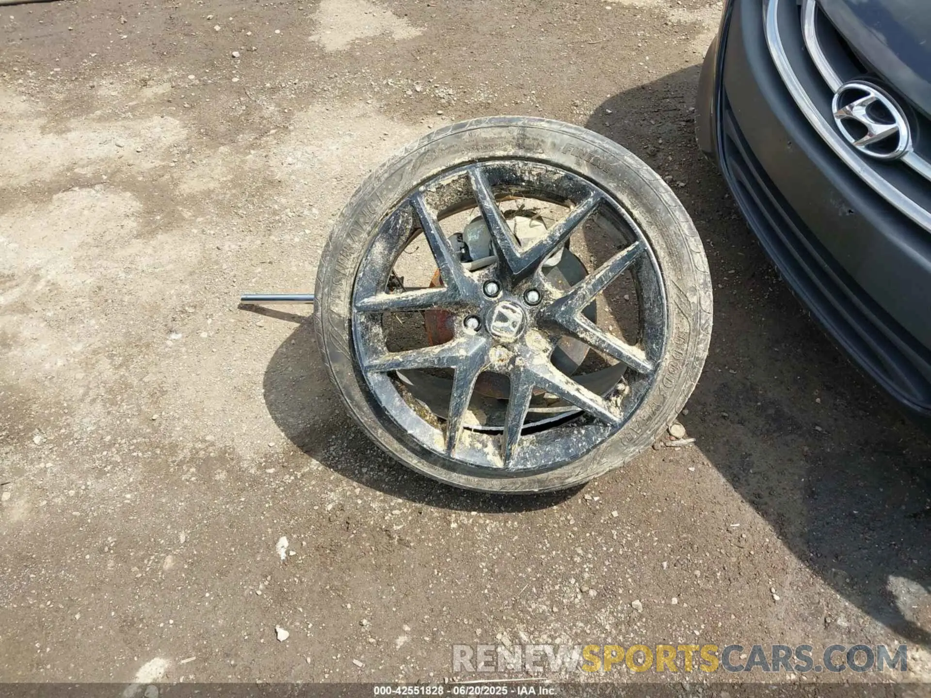 12 Photograph of a damaged car 2HGFE4F82SH311946 HONDA CIVIC HYBRID 2025
