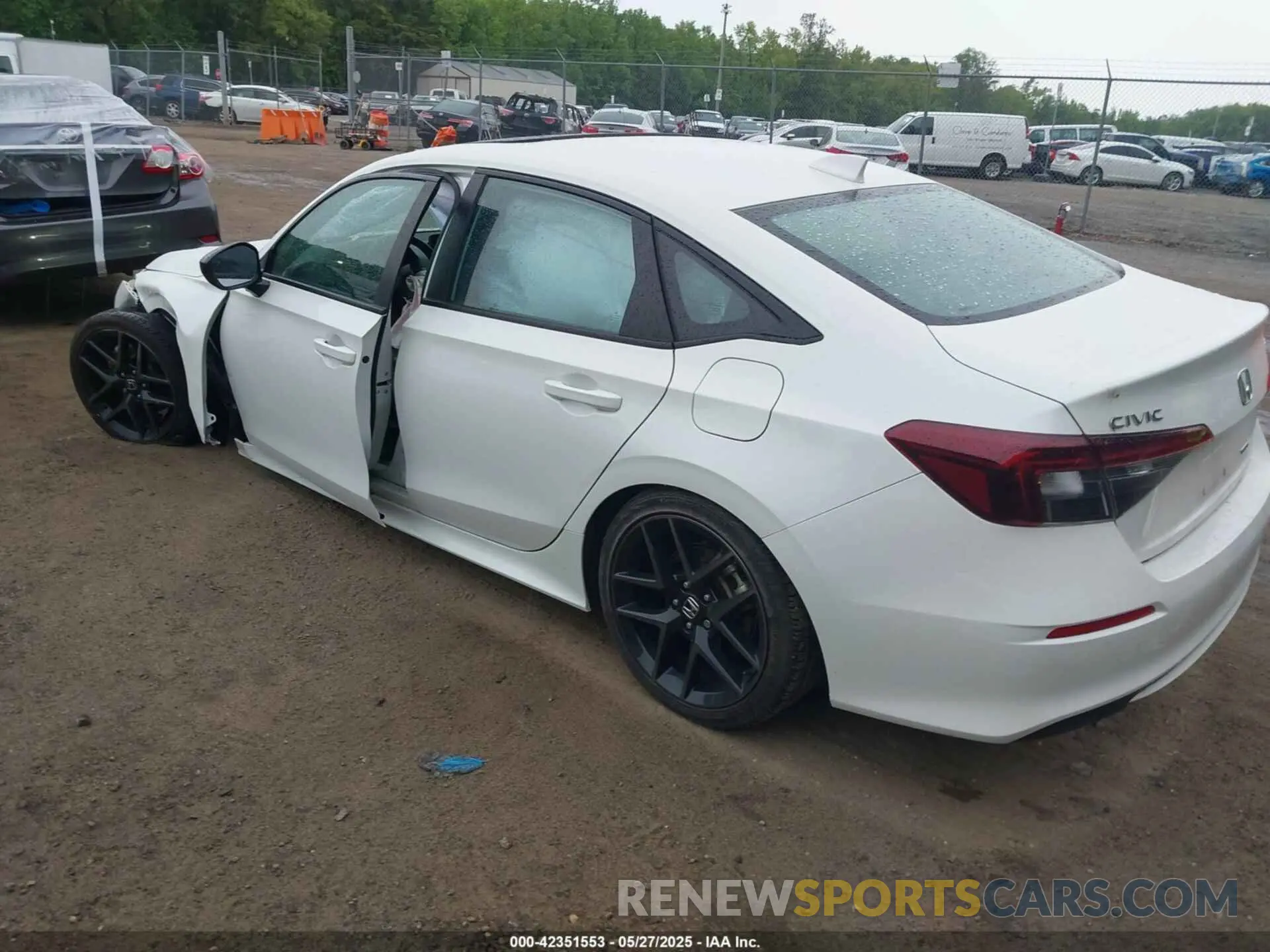 3 Photograph of a damaged car 2HGFE4F82SH316855 HONDA CIVIC HYBRID 2025