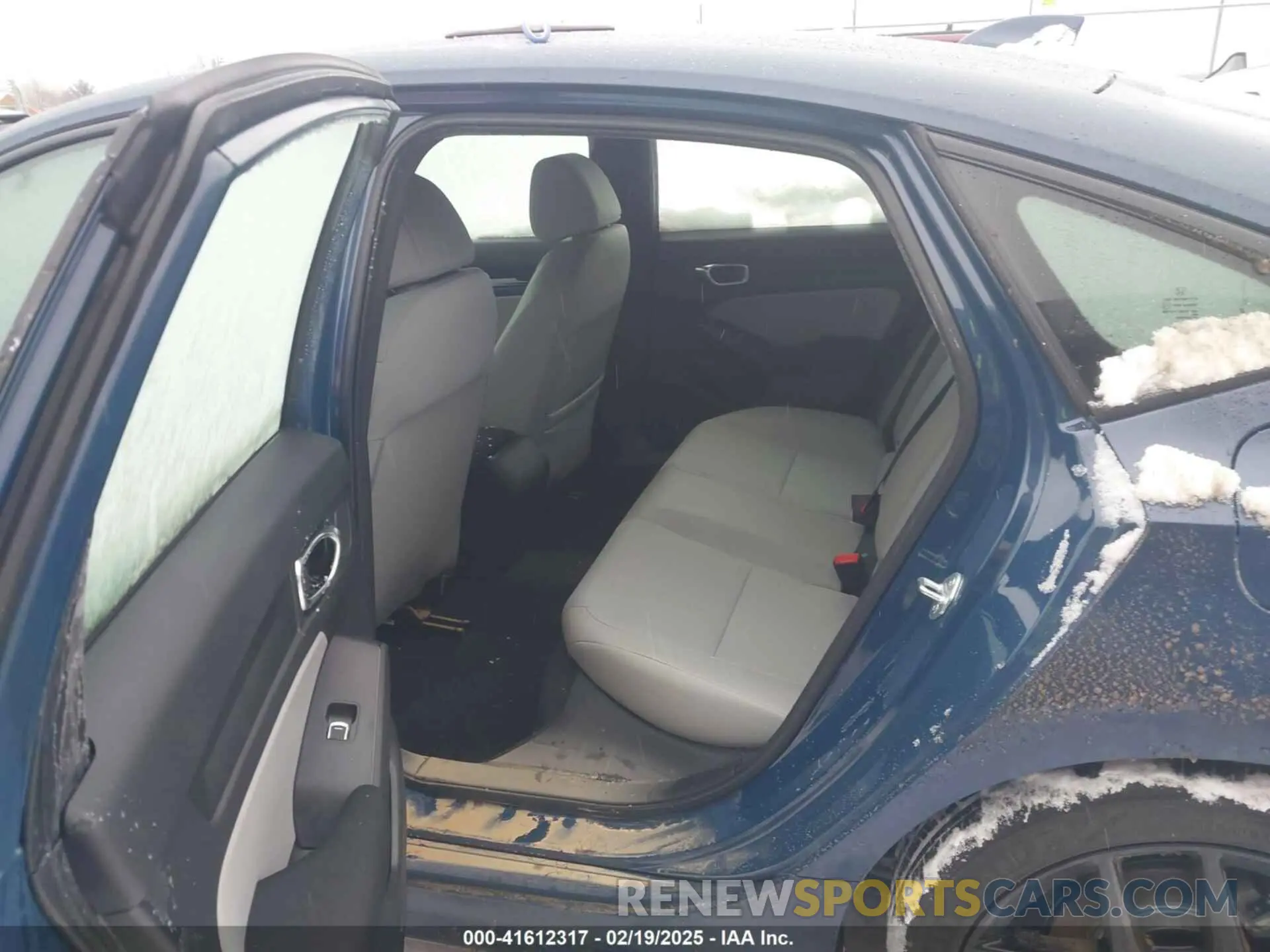 8 Photograph of a damaged car 2HGFE4F82SH320162 HONDA CIVIC  HYBRID 2025