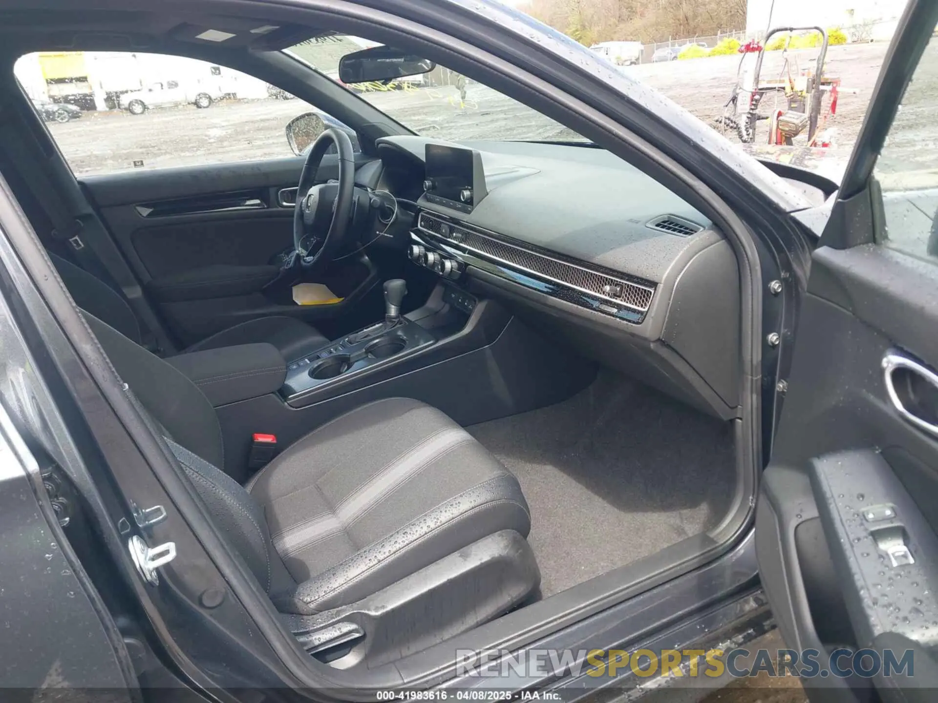 5 Photograph of a damaged car 2HGFE4F84SH307655 HONDA CIVIC  HYBRID 2025