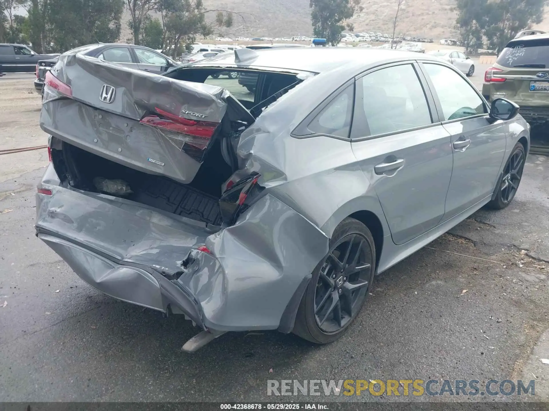 4 Photograph of a damaged car 2HGFE4F85SH327526 HONDA CIVIC HYBRID 2025